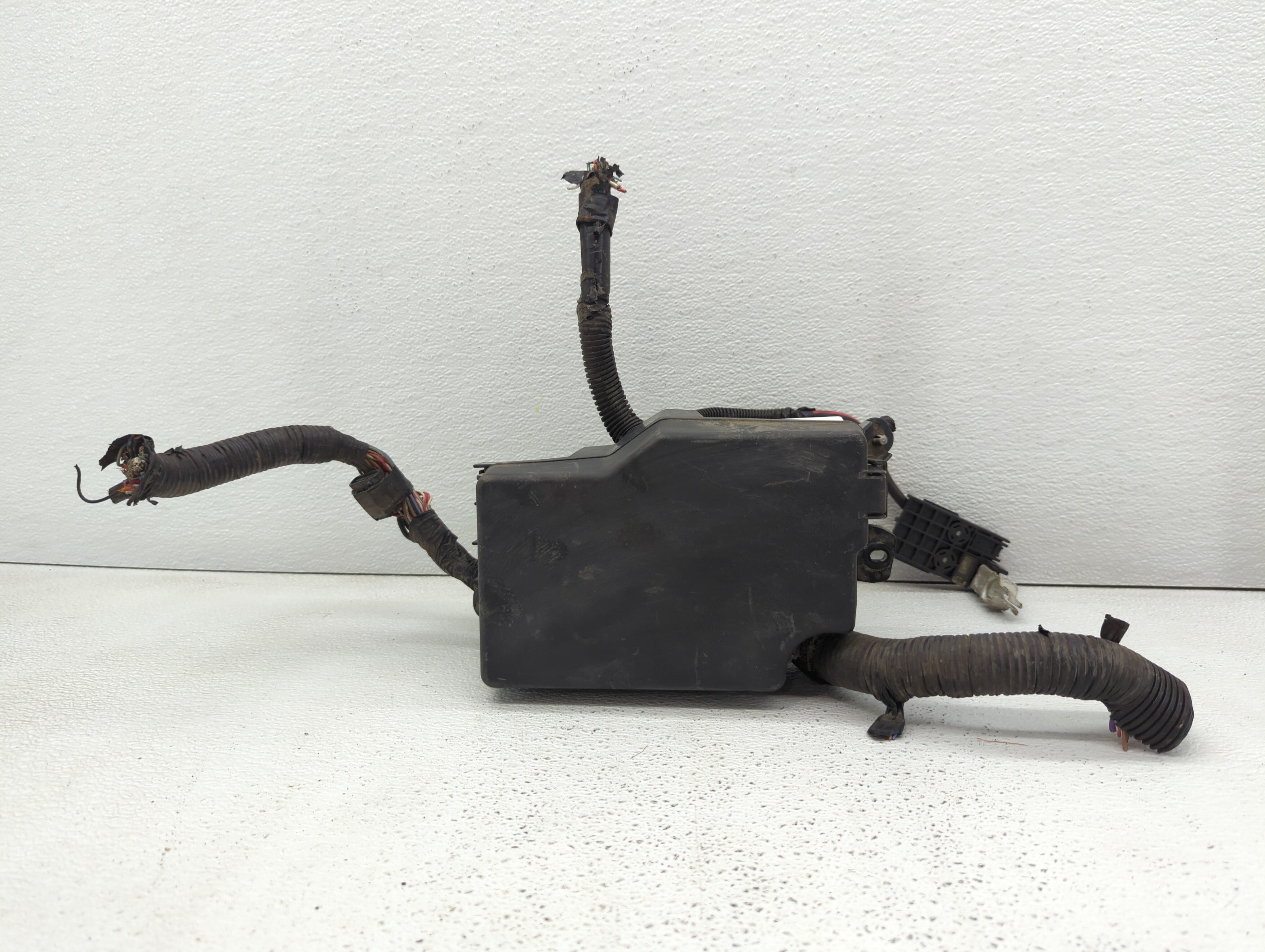 2010 Mazda 3 Fusebox Fuse Box Relay Module Bbm6-66761 442899 - Oemusedautoparts1.com