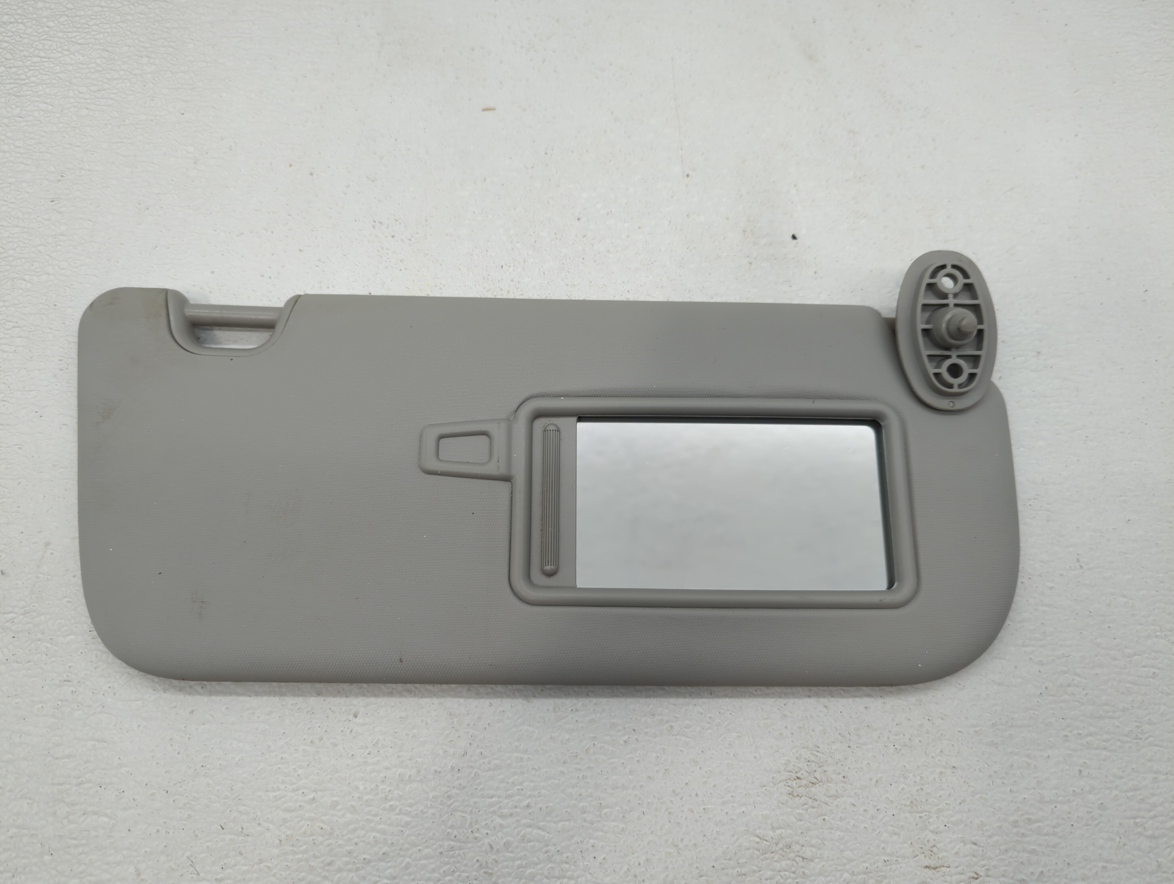 2014-2019 Kia Soul Passenger Sun Visor Mirror Right Sunvisor Grey 444151 - Oemusedautoparts1.com