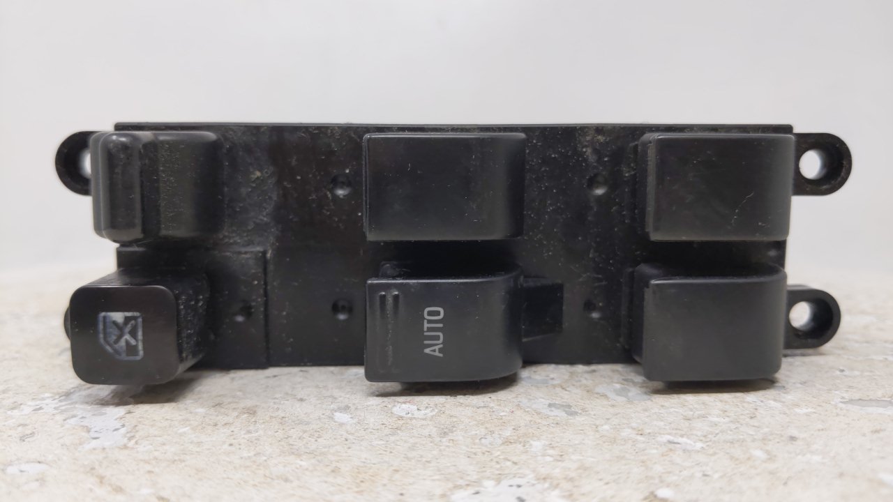 Picture of 1998 Nissan Altima Driver Left Door Master Power Window Switch 44484