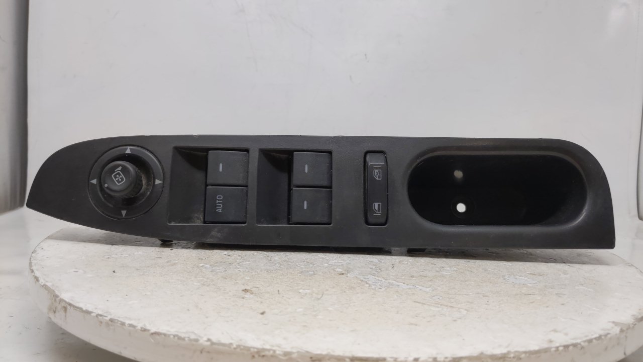Picture of 2006 Mercury Mercury Driver Left Door Master Power Window Switch 44487