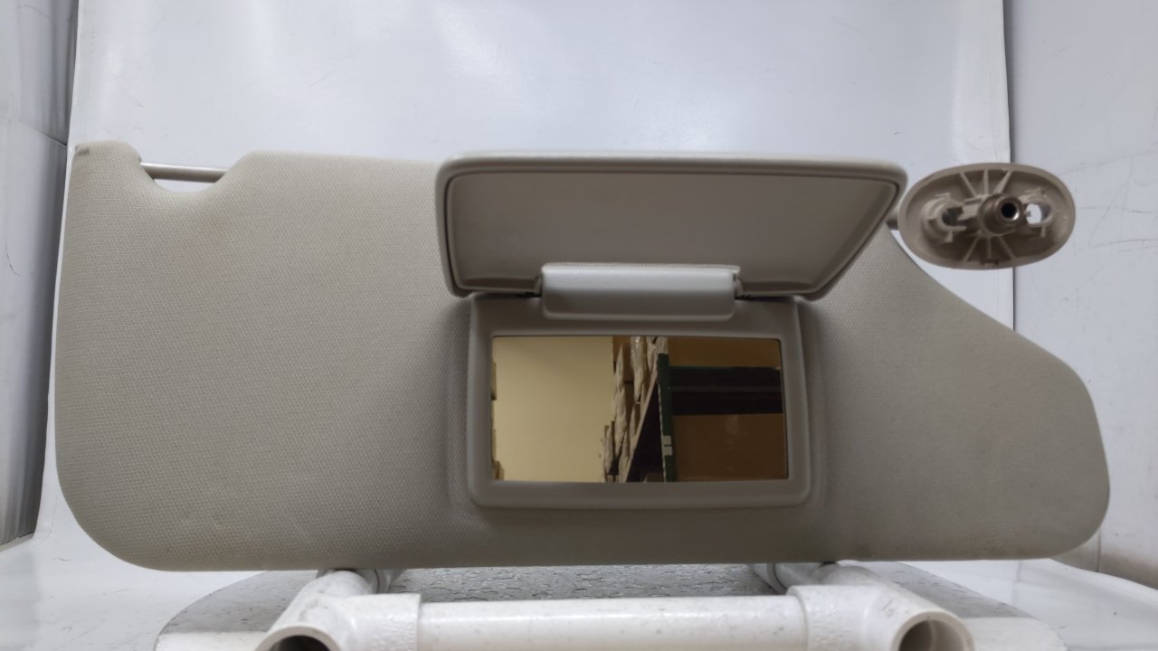 2005 Jeep Cherokee Passenger Sun Visor Mirror Right Sunvisor Gray 44516 - Oemusedautoparts1.com