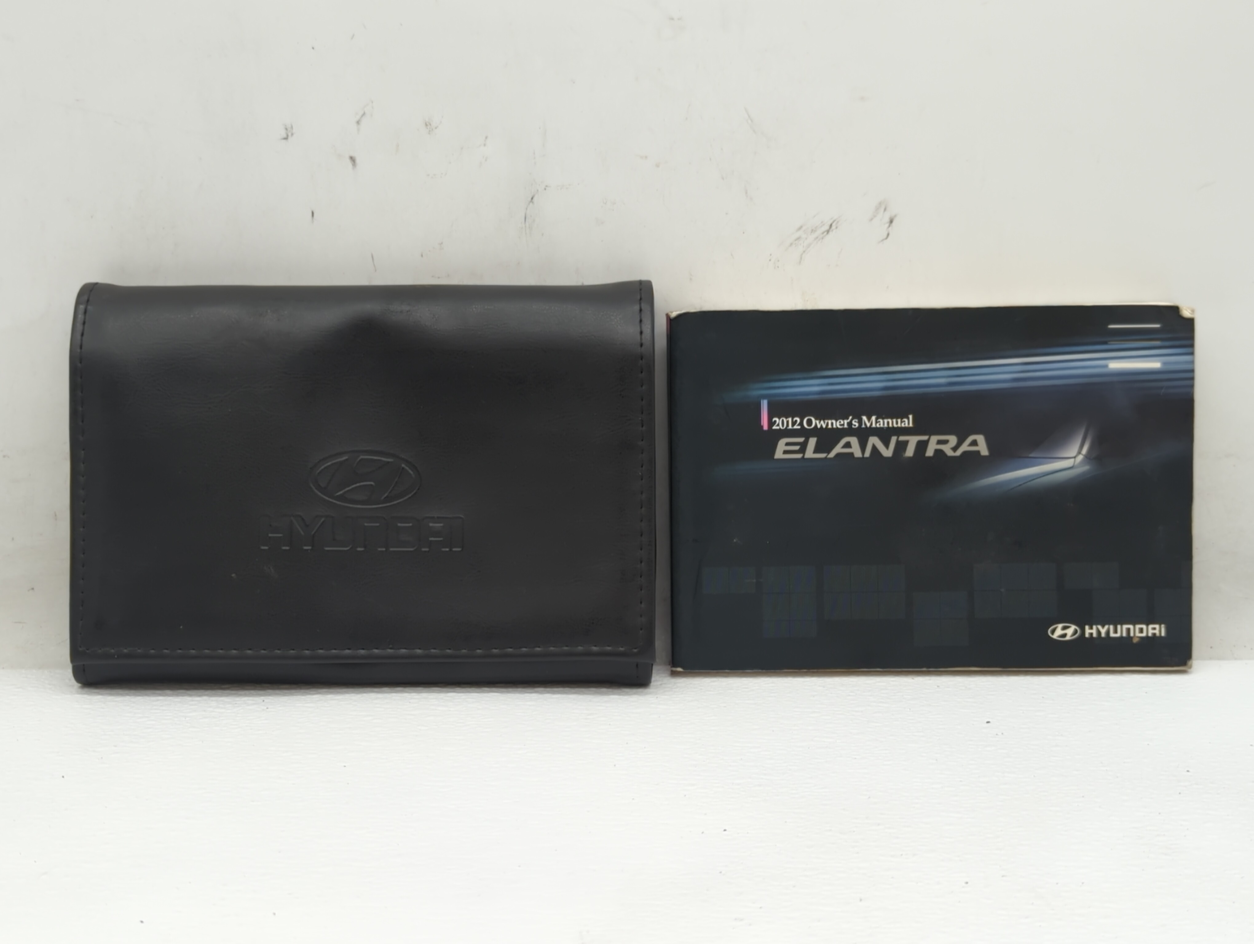 2012 Hyundai Elantra Owners Manual Book Guide 445781 - Oemusedautoparts1.com