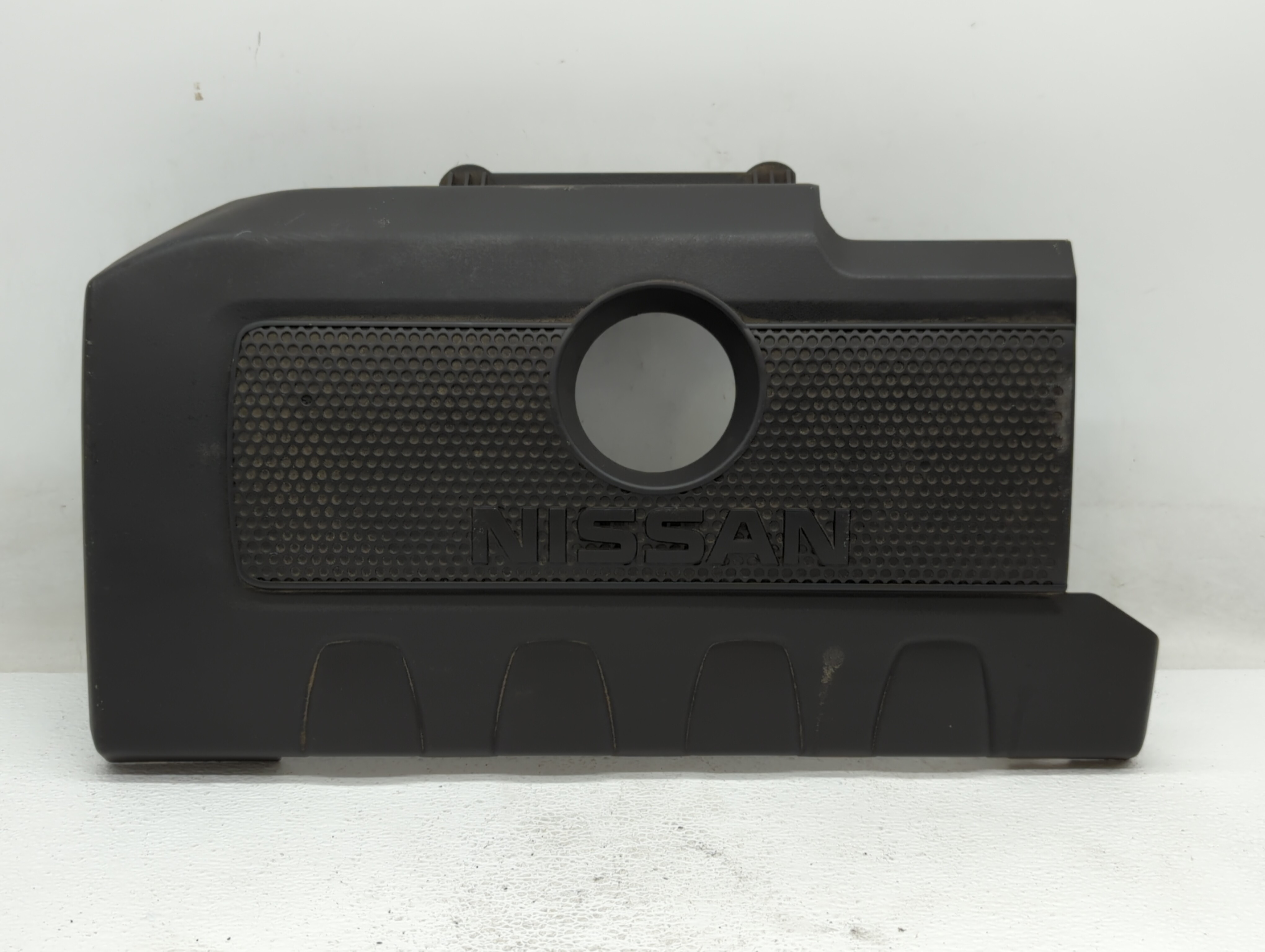 Picture of 2015 Nissan Sentra Engine Cover 446373