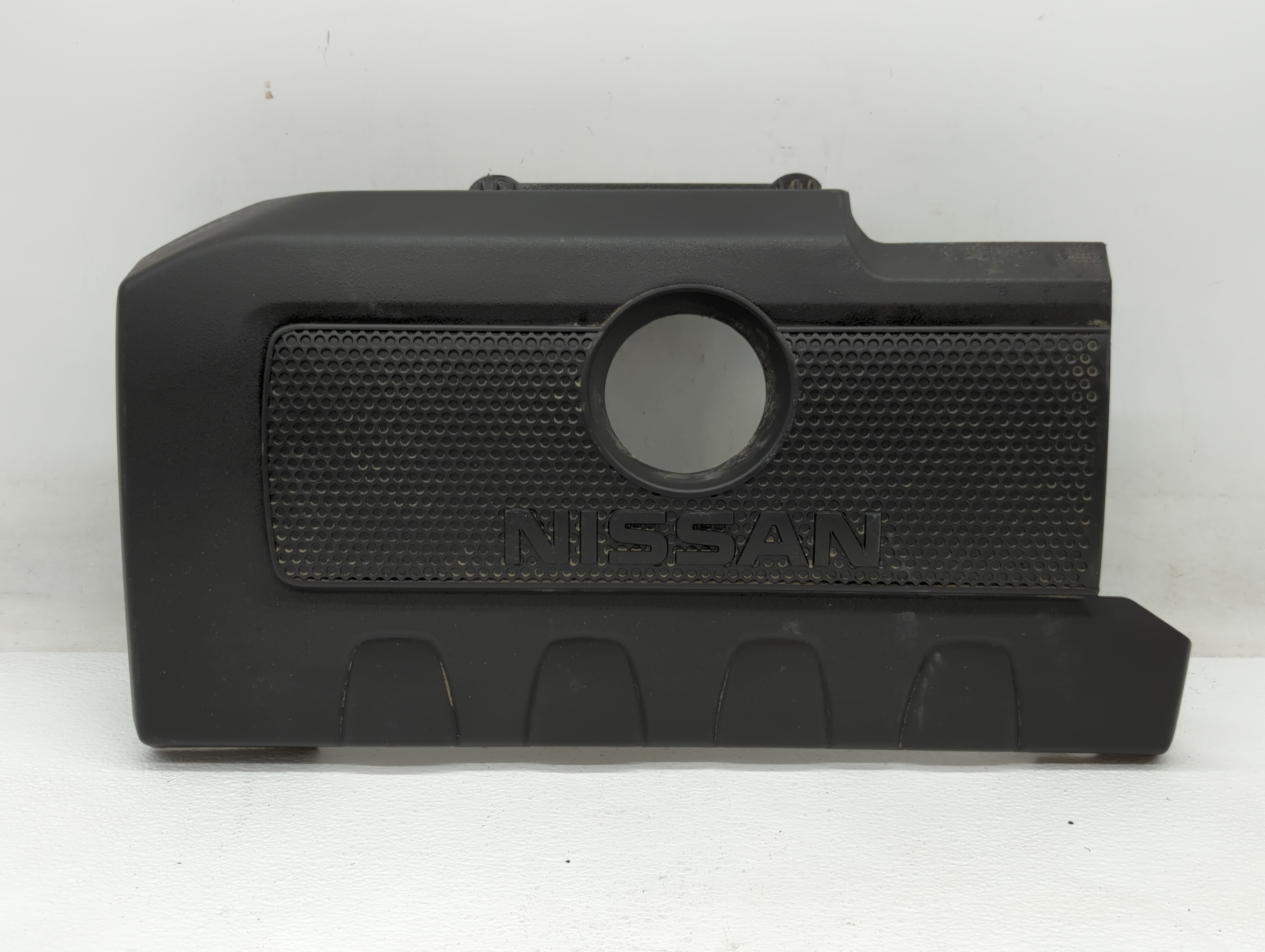 Picture of 2018 Nissan Sentra Engine Cover 446676