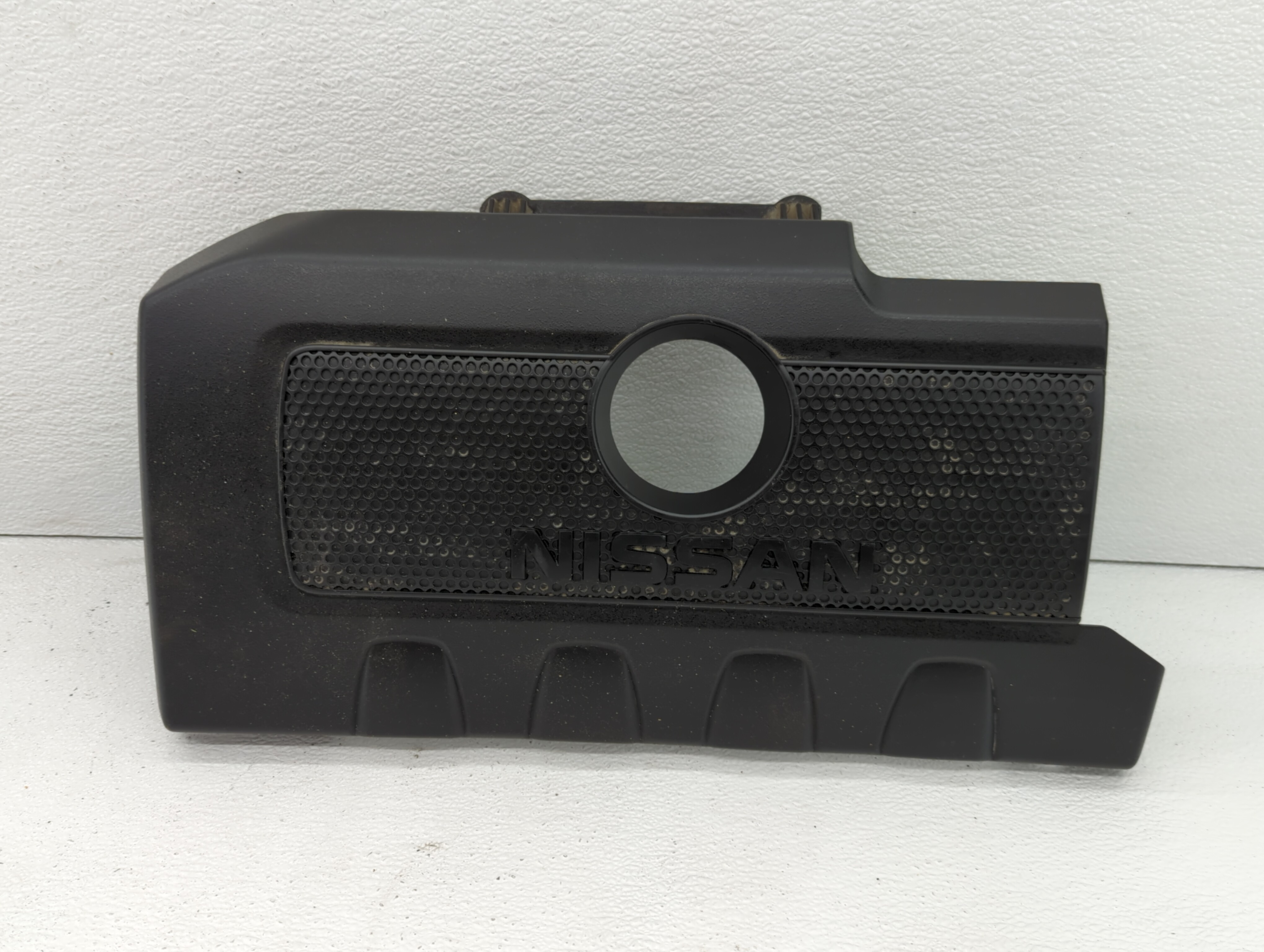 Picture of 2015 Nissan Sentra Engine Cover 446811