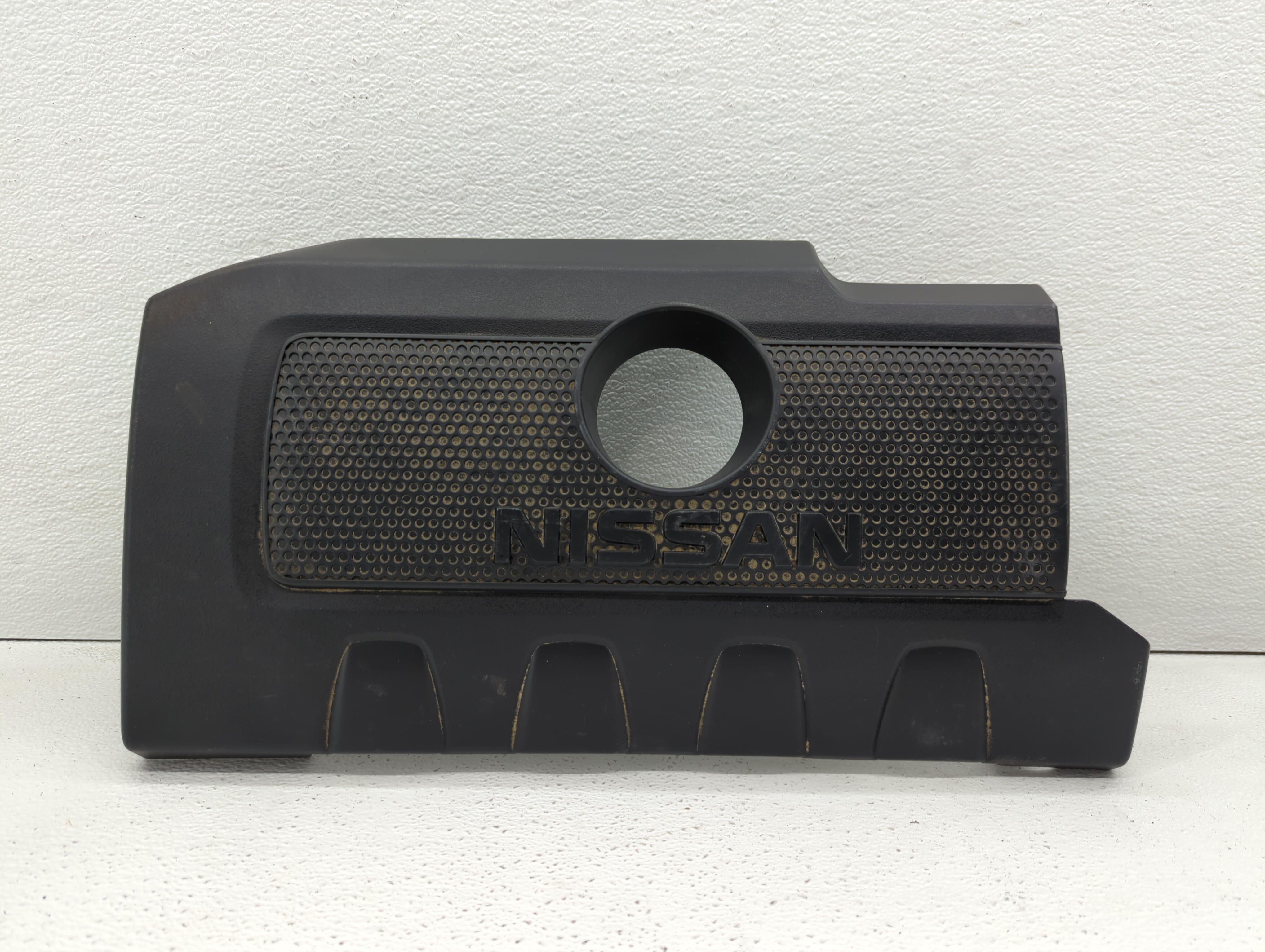 Picture of 2016 Nissan Sentra Engine Cover 447280