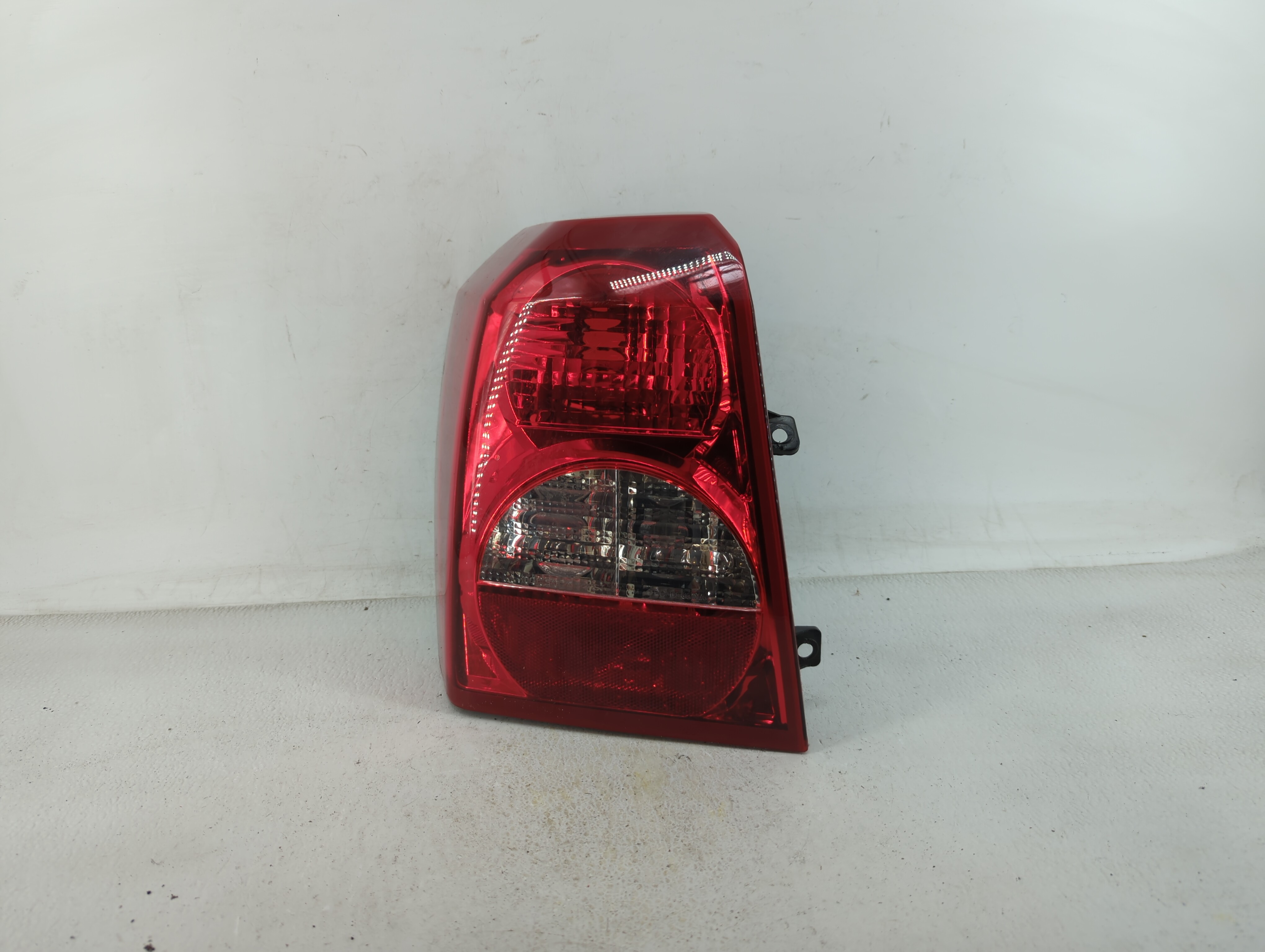 2008-2012 Dodge Caliber Driver Left Side Tail Light Taillight Oem 447835 - Oemusedautoparts1.com