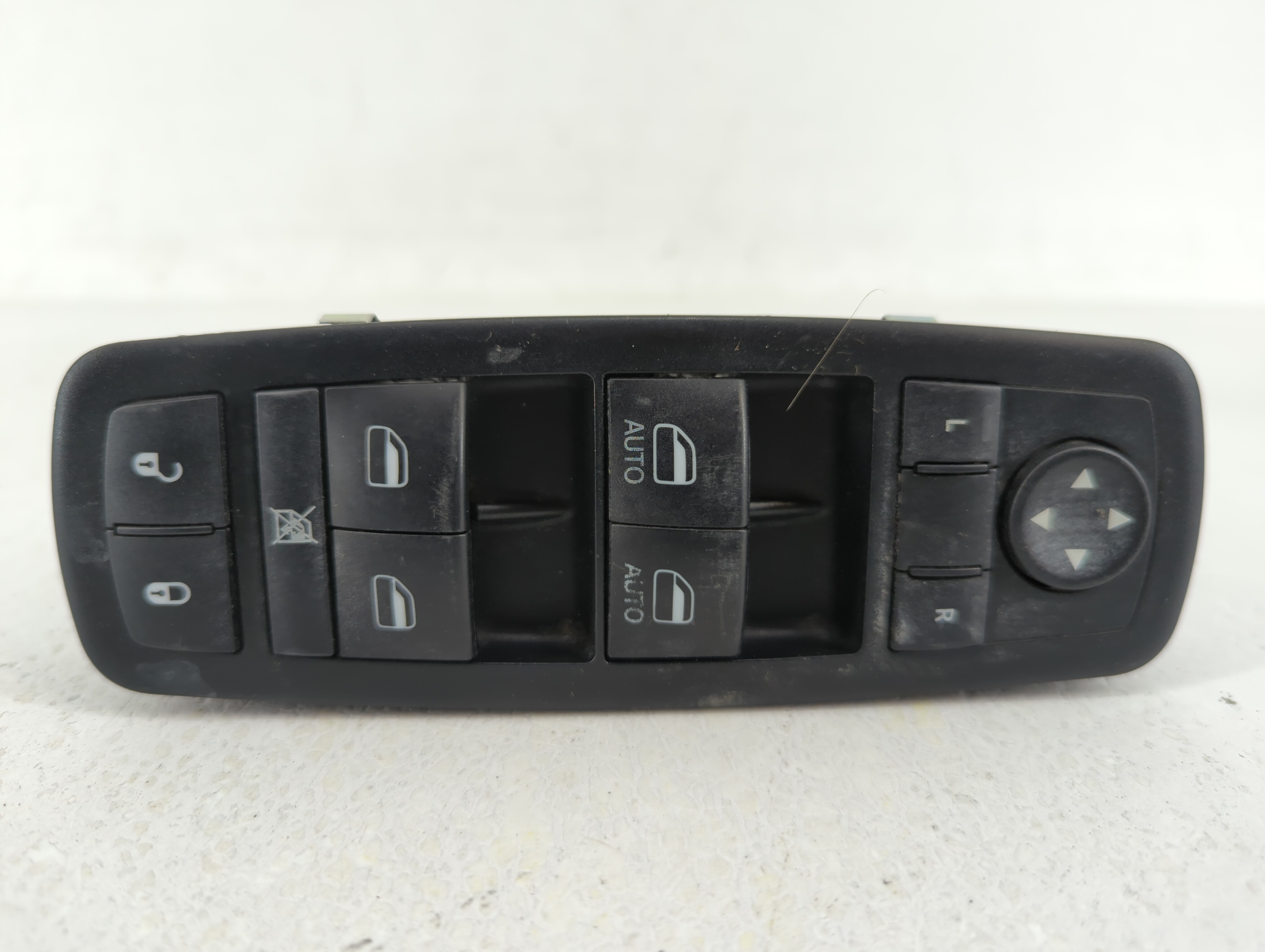 Picture of Dodge Caravan Driver Left Door Master Power Window Switch 68110871aa 450490