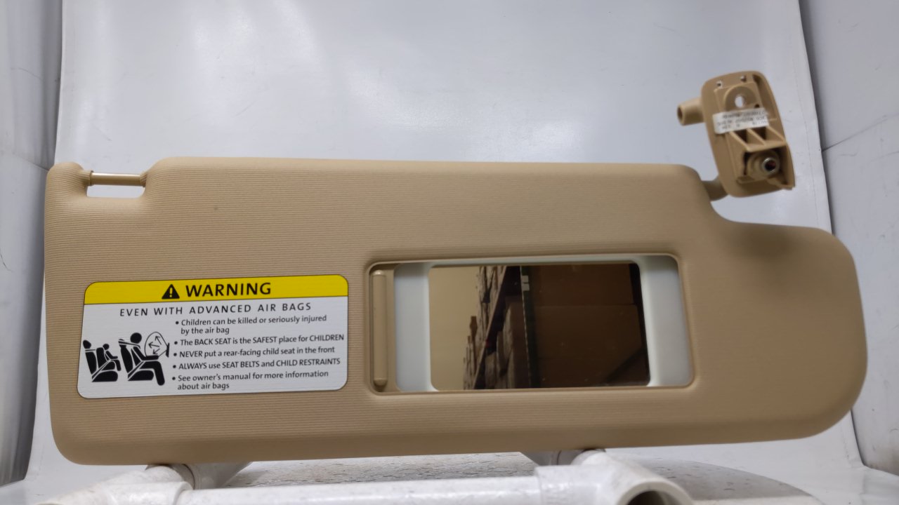 1998 Volkswagen Passat Passenger Right Sun Visor Sunvisor Tan 45468 - Oemusedautoparts1.com