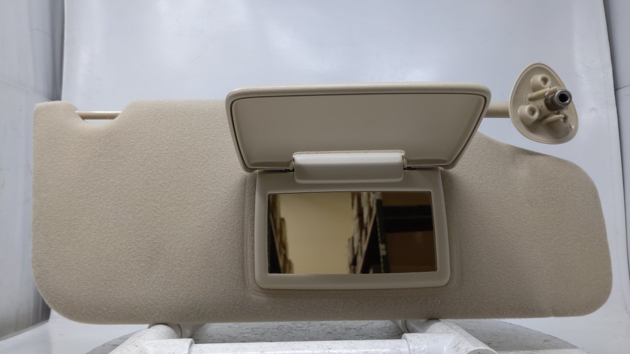 2000-2007 Ford Taurus Passenger Right Sun Visor Sunvisor Tan 45498 - Oemusedautoparts1.com
