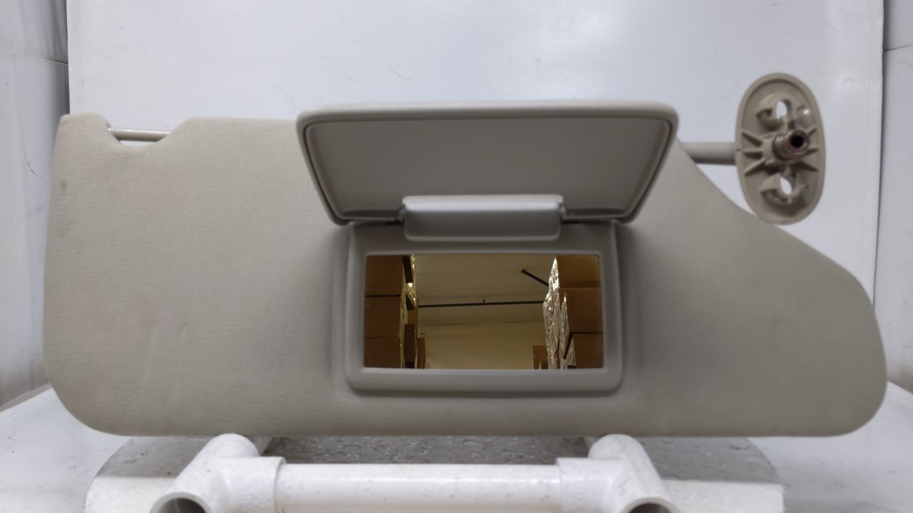 2005-2010 Jeep Cherokee Passenger Right Sun Visor Sunvisor Gray 45503 - Oemusedautoparts1.com
