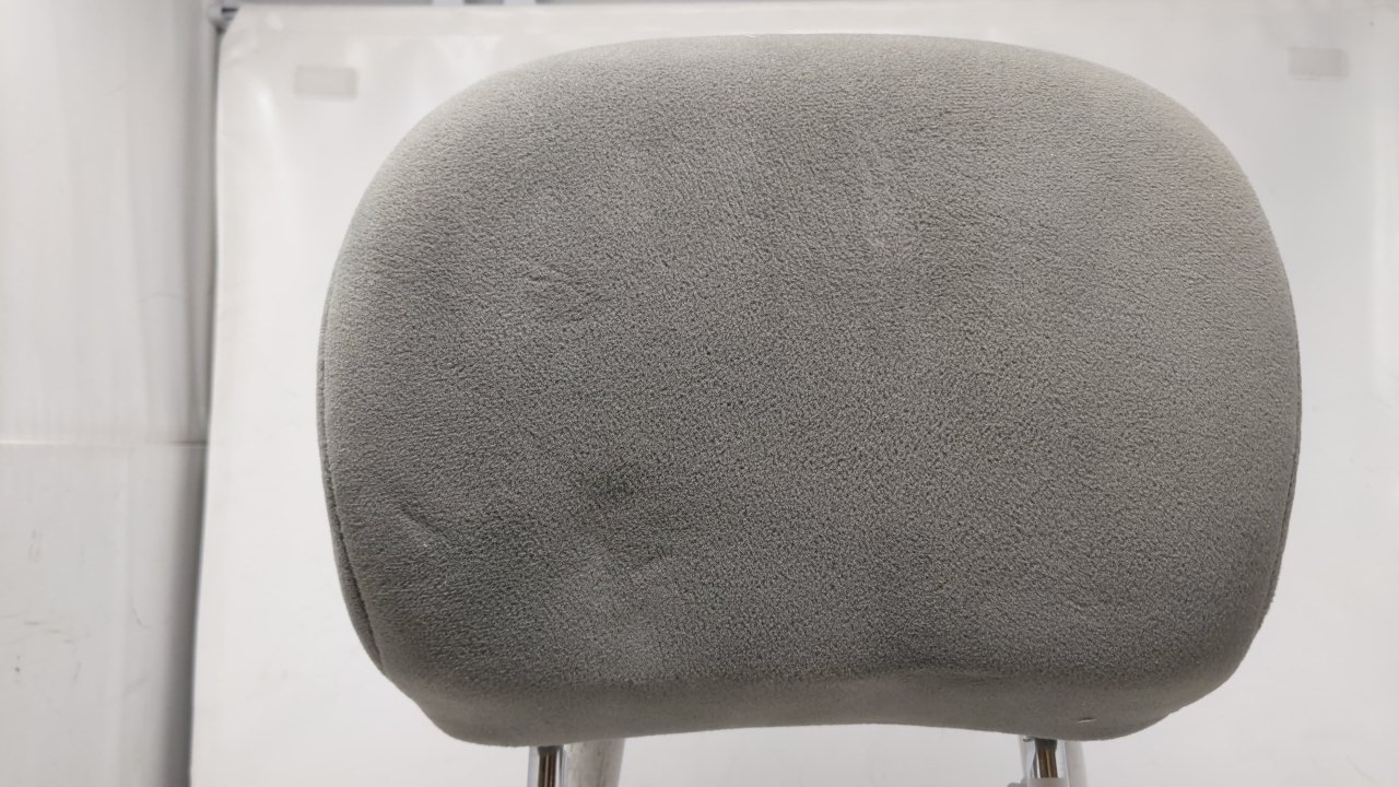 Picture of 2000-2004 Ford Focus Headrest Head Rest Front Driver Passenger Gray 45534
