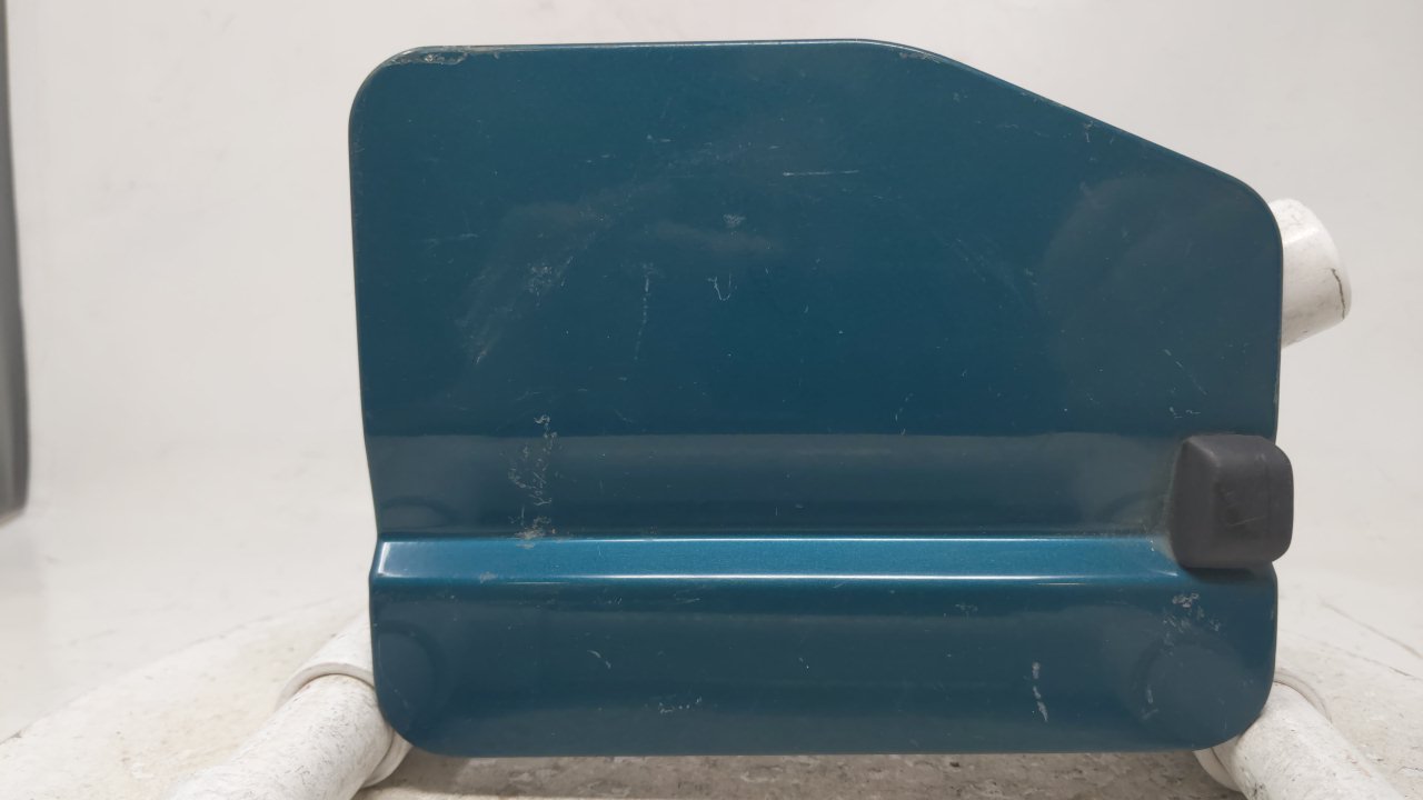 Picture of 1995 Saab 95 Fuel Tank Door Lid Gas Tank 45572