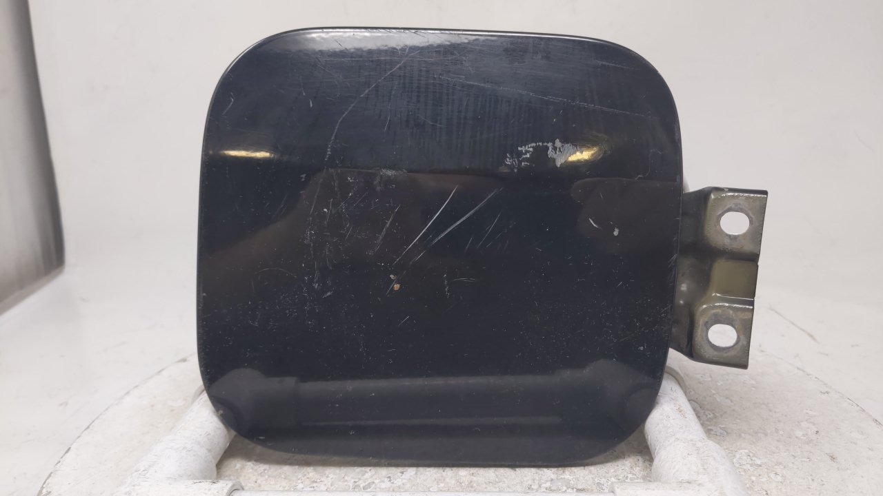 1998 Honda Accord Fuel Tank Door Lid Gas Tank Black 45574 - Oemusedautoparts1.com