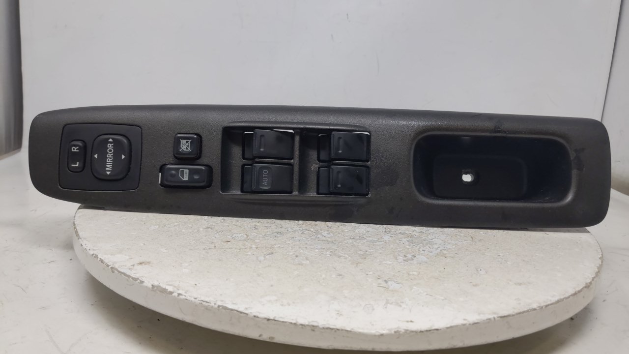 Picture of 2004 Scion Xb Driver Left Door Master Power Window Switch 45603