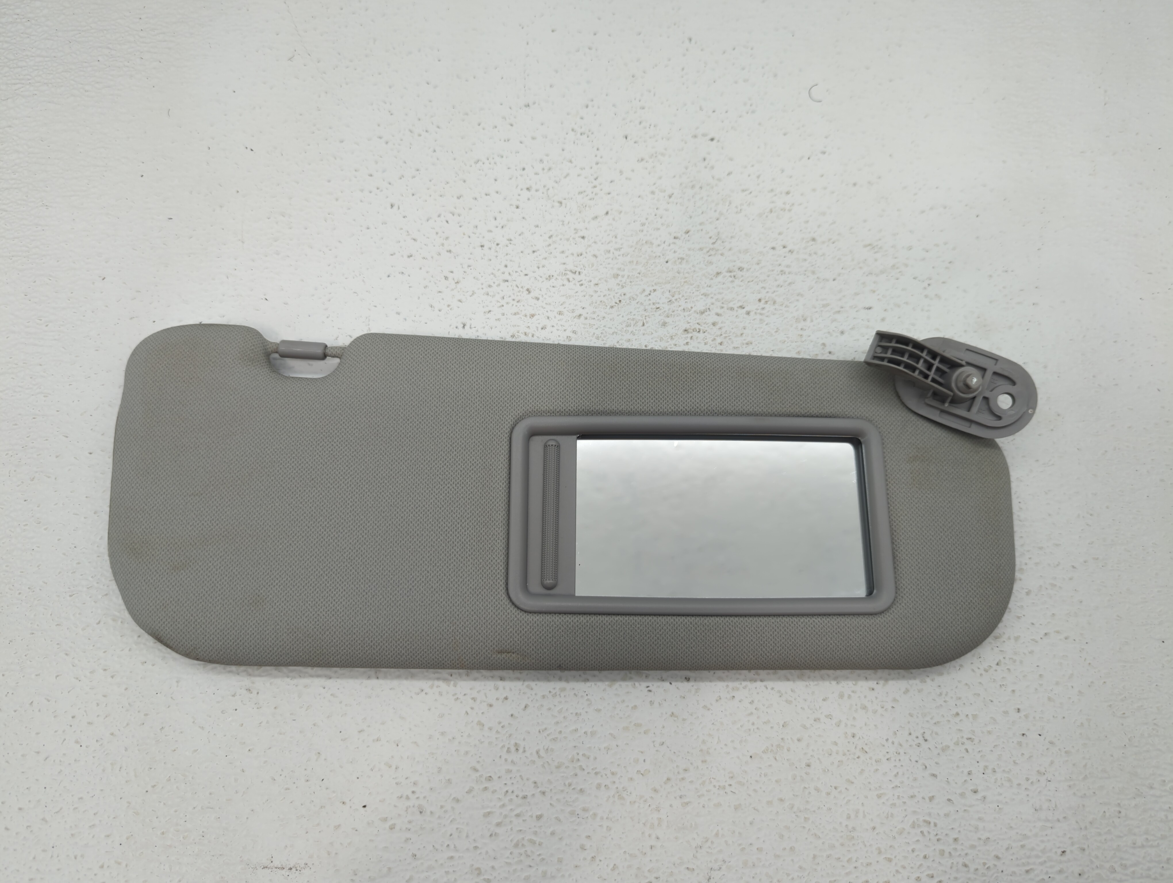 2014-2016 Hyundai Elantra Passenger Sun Visor Mirror Right Sunvisor Grey 456558 - Oemusedautoparts1.com