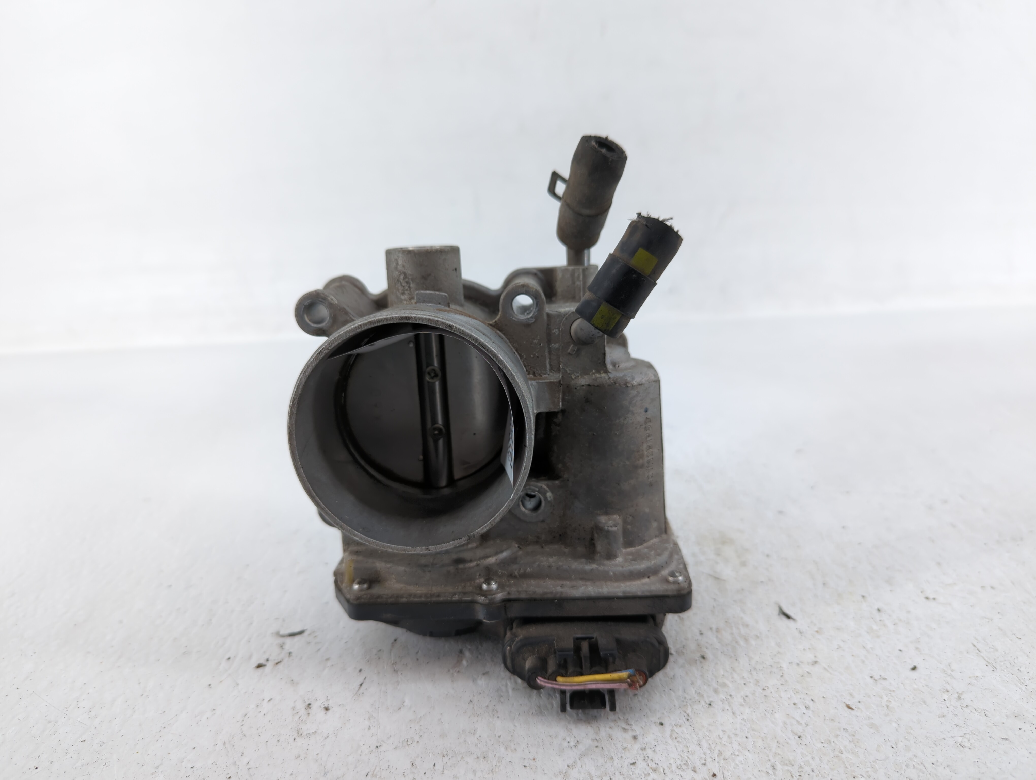 2013-2014 Hyundai Elantra Throttle Body 457463 - Oemusedautoparts1.com