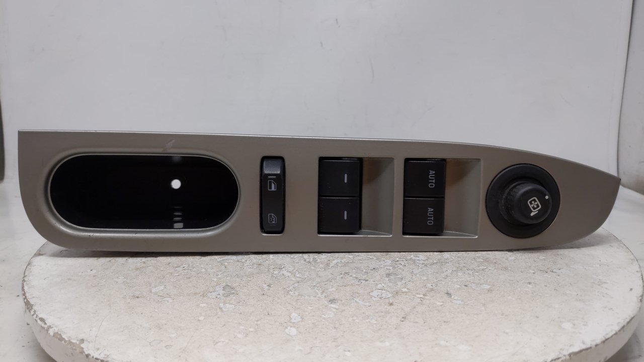 Picture of 2011 Mercury Mercury Driver Left Door Master Power Window Switch 45807