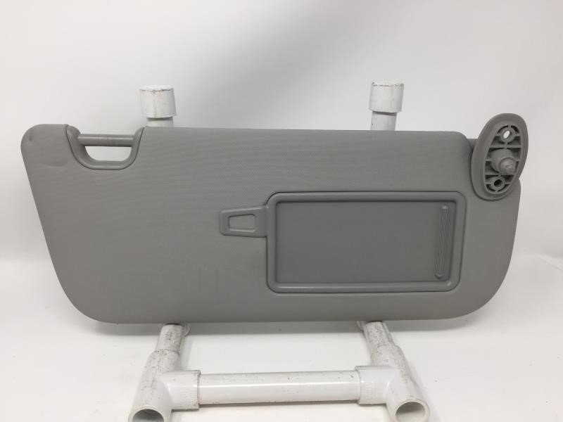 Picture of 2014-2019 Kia Soul Passenger Sun Visor Mirror Right Sunvisor 4581