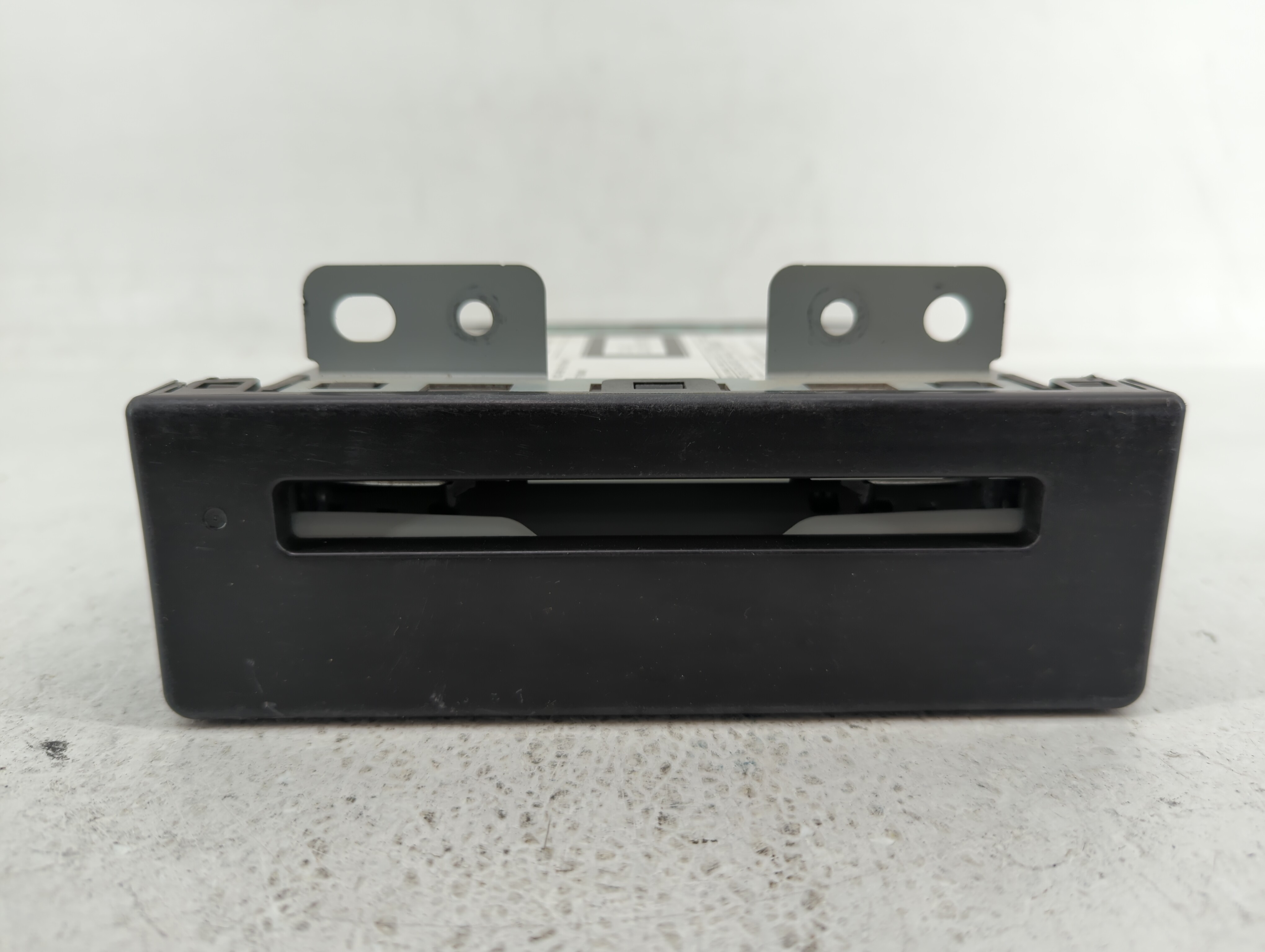 Picture of 2015-2015 Chevrolet Impala Am Fm Cd Player Radio Receiver 458623