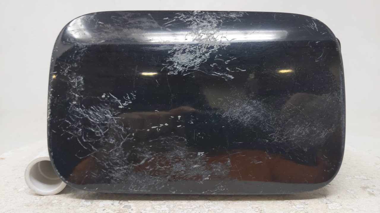 Picture of 2001-2002 Mercedes E430 Fuel Tank Door Lid Gas Tank Black 45895