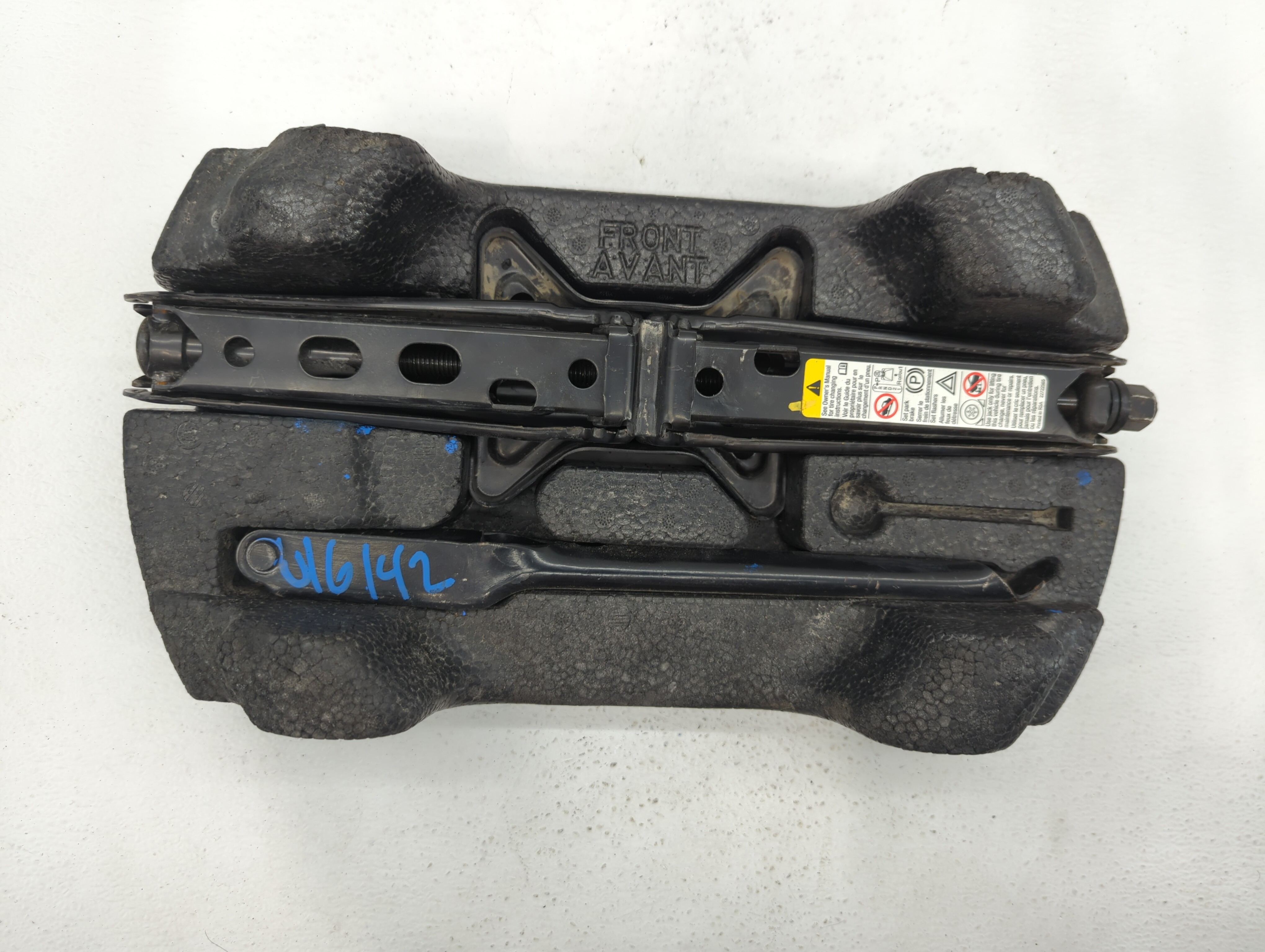 2013 Chevrolet Impala Spare Scissor Car Jack 460370 - Oemusedautoparts1.com