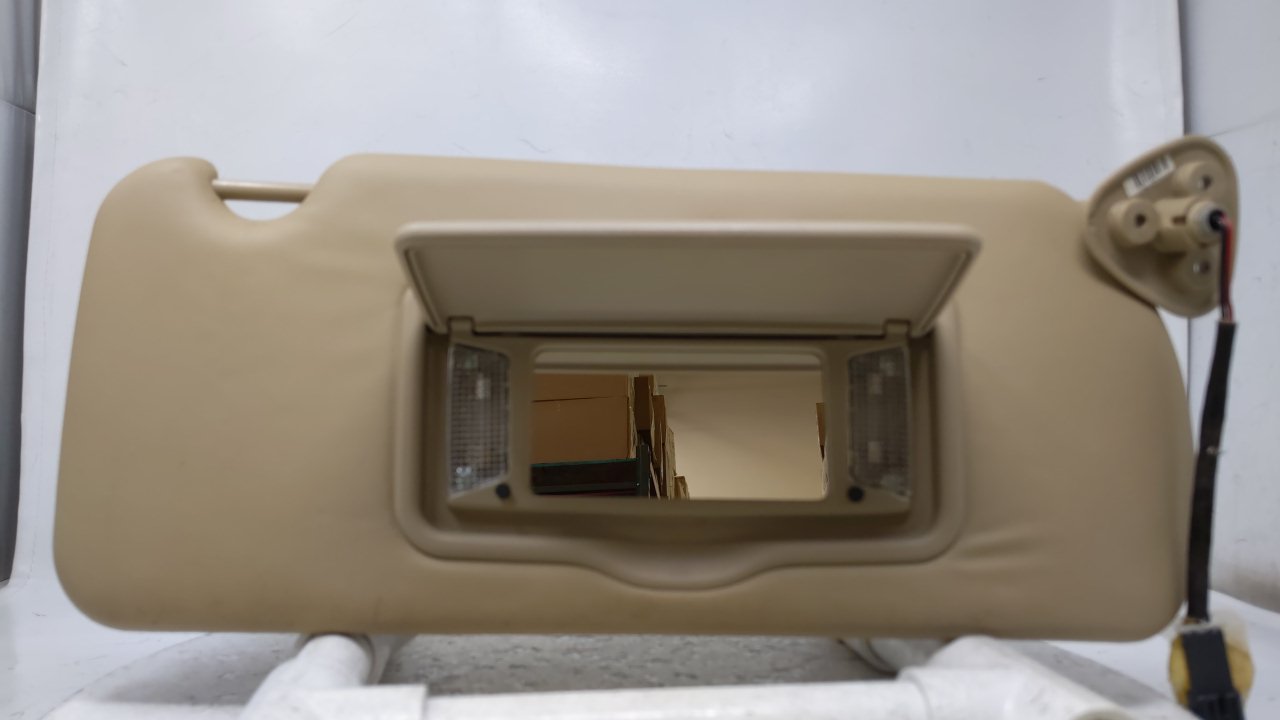 2003-2007 Cadillac Cts Passenger Right Sun Visor Sunvisor Tan 46069 - Oemusedautoparts1.com