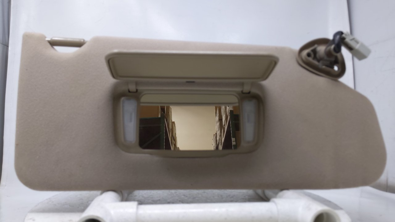 Picture of 1998-2002 Honda Accord Passenger Right Sun Visor Sunvisor Tan 46113