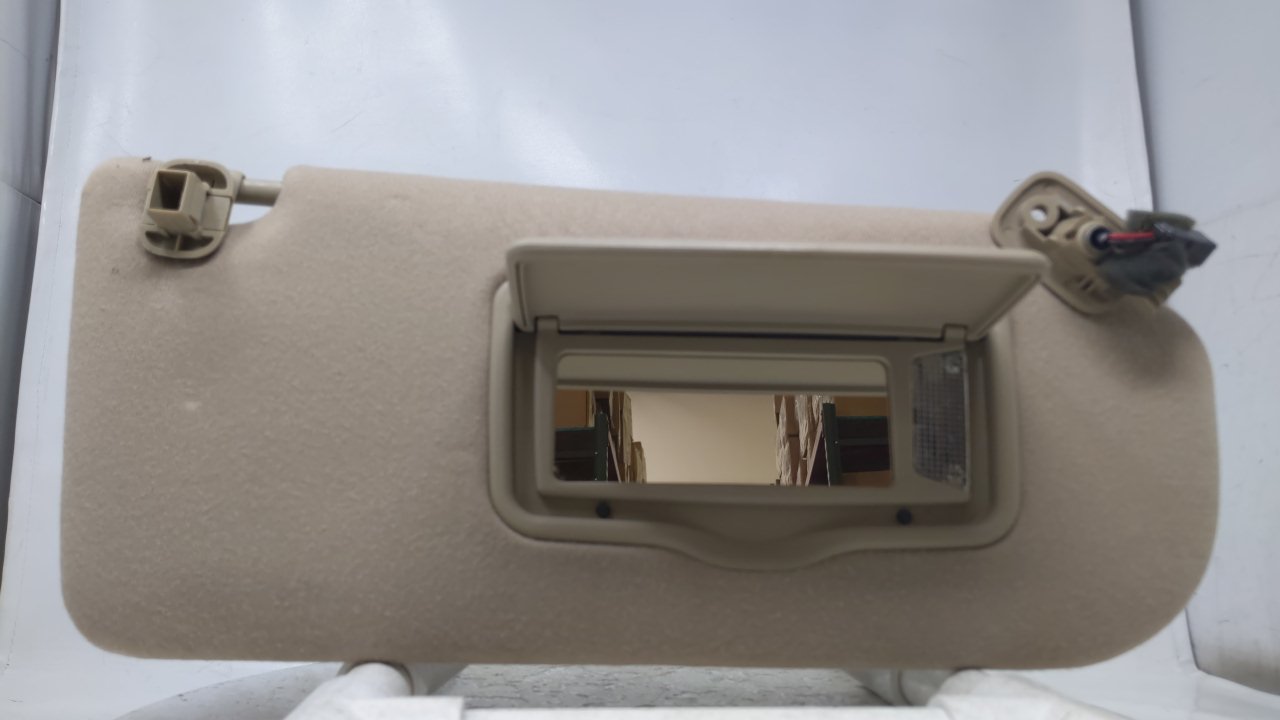 2005 Mazda 6 Passenger Sun Visor Mirror Right Sunvisor Tan 46170 - Oemusedautoparts1.com