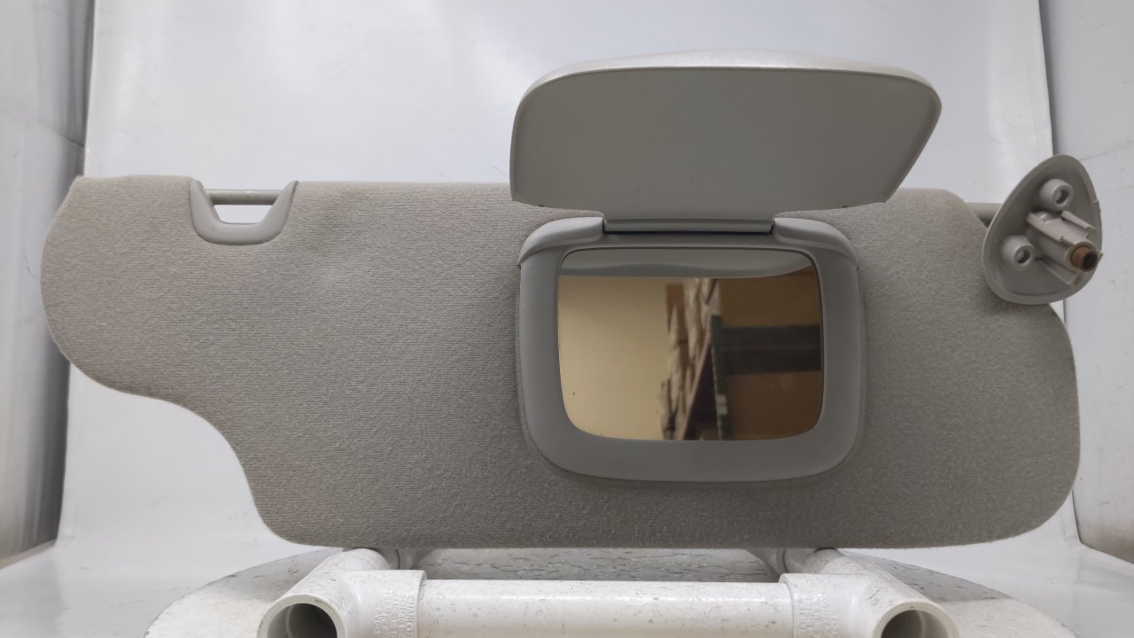 Picture of 2000 Ford Taurus Passenger Right Sun Visor Sunvisor Gray 46171