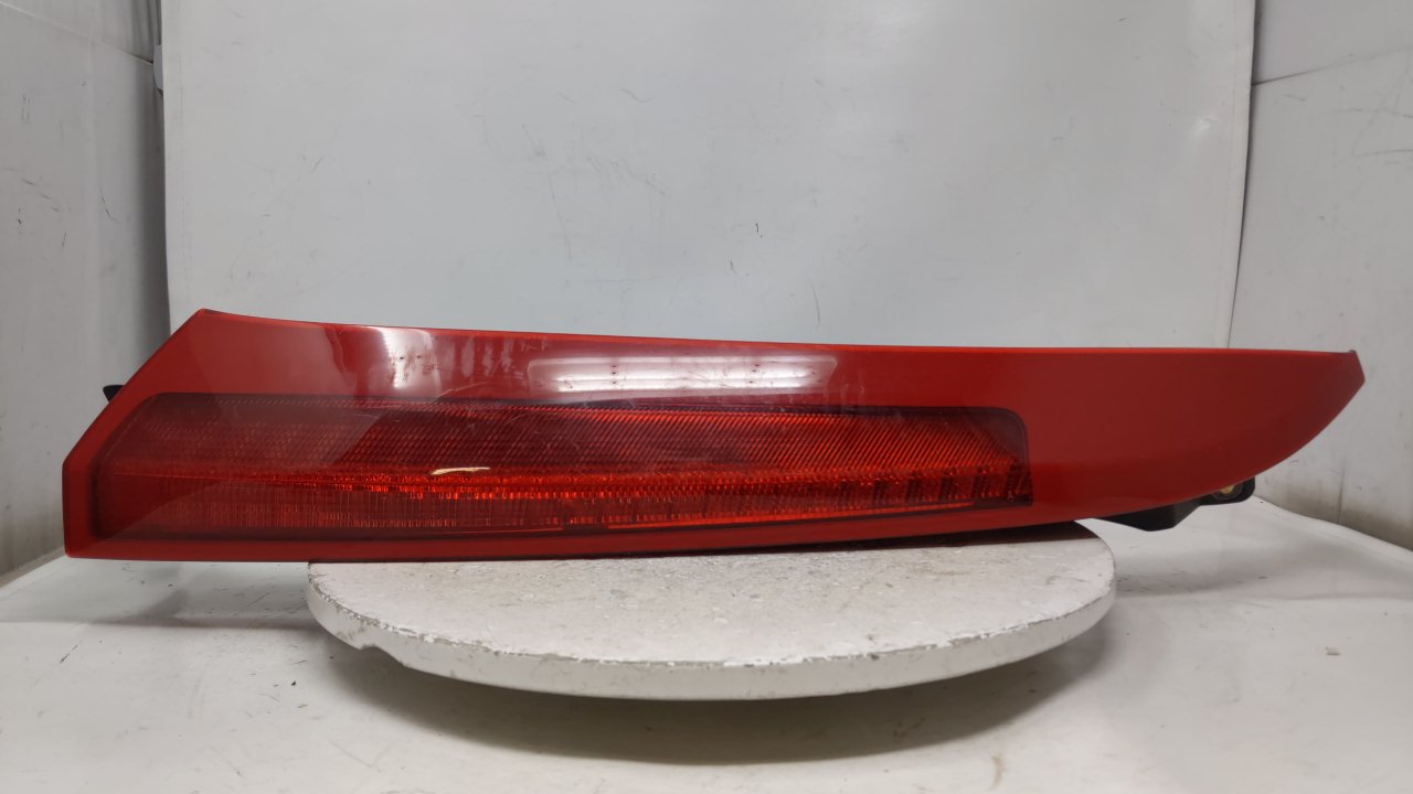 2003-2006 Volvo Xc90 Driver Left Side Tail Light Taillight Oem 46259 - Oemusedautoparts1.com