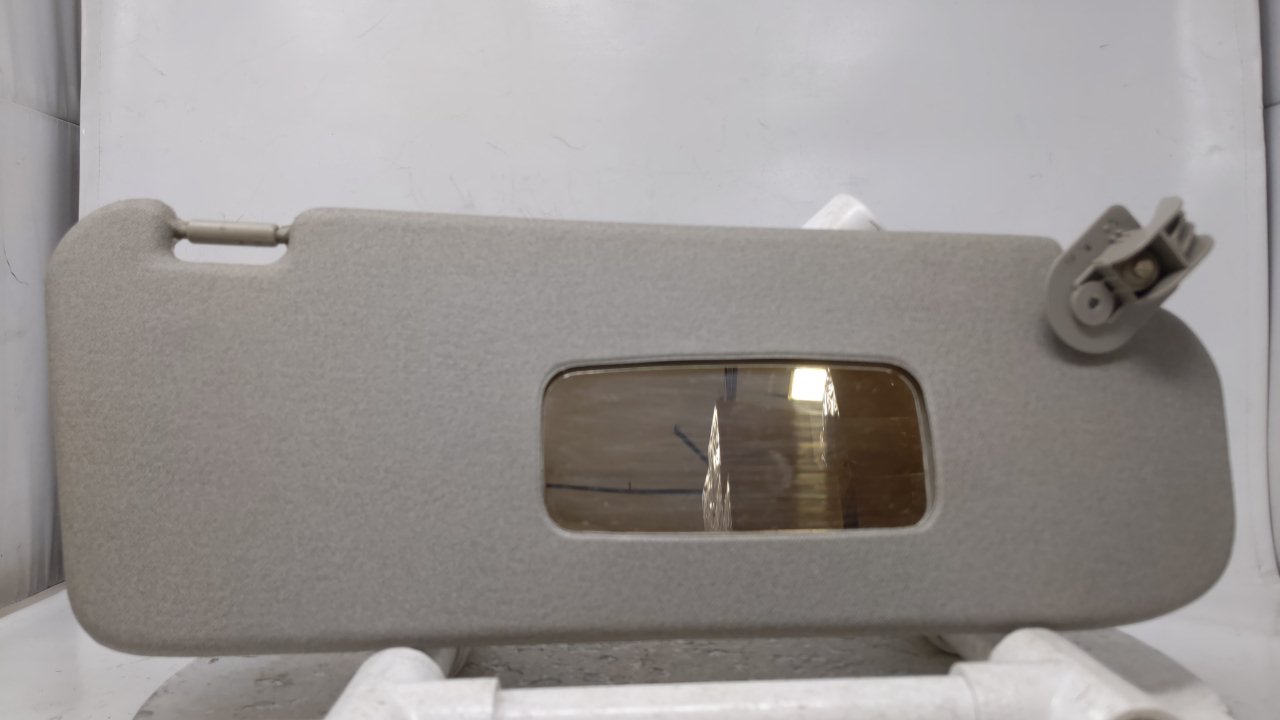 2004-2011 Chevrolet Aveo Passenger Right Sun Visor Sunvisor Gray 46269 - Oemusedautoparts1.com