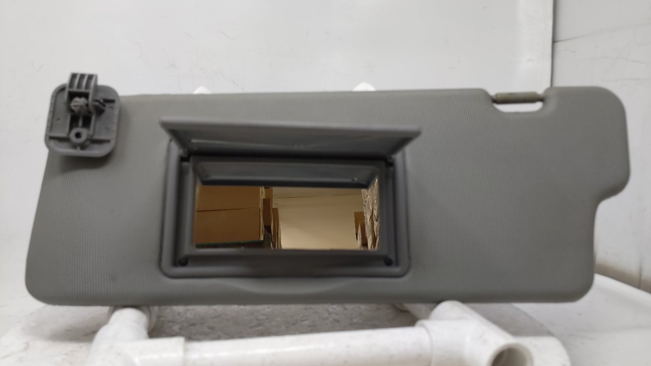 2004 Chevrolet Optra Driver Sun Visor Mirror Left Sunvisor Gray 46296 - Oemusedautoparts1.com