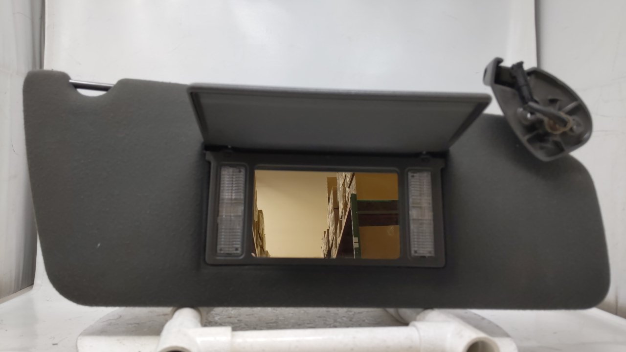 2000-2002 Ford Expedition Passenger Right Sun Visor Sunvisor Gray 46305 - Oemusedautoparts1.com