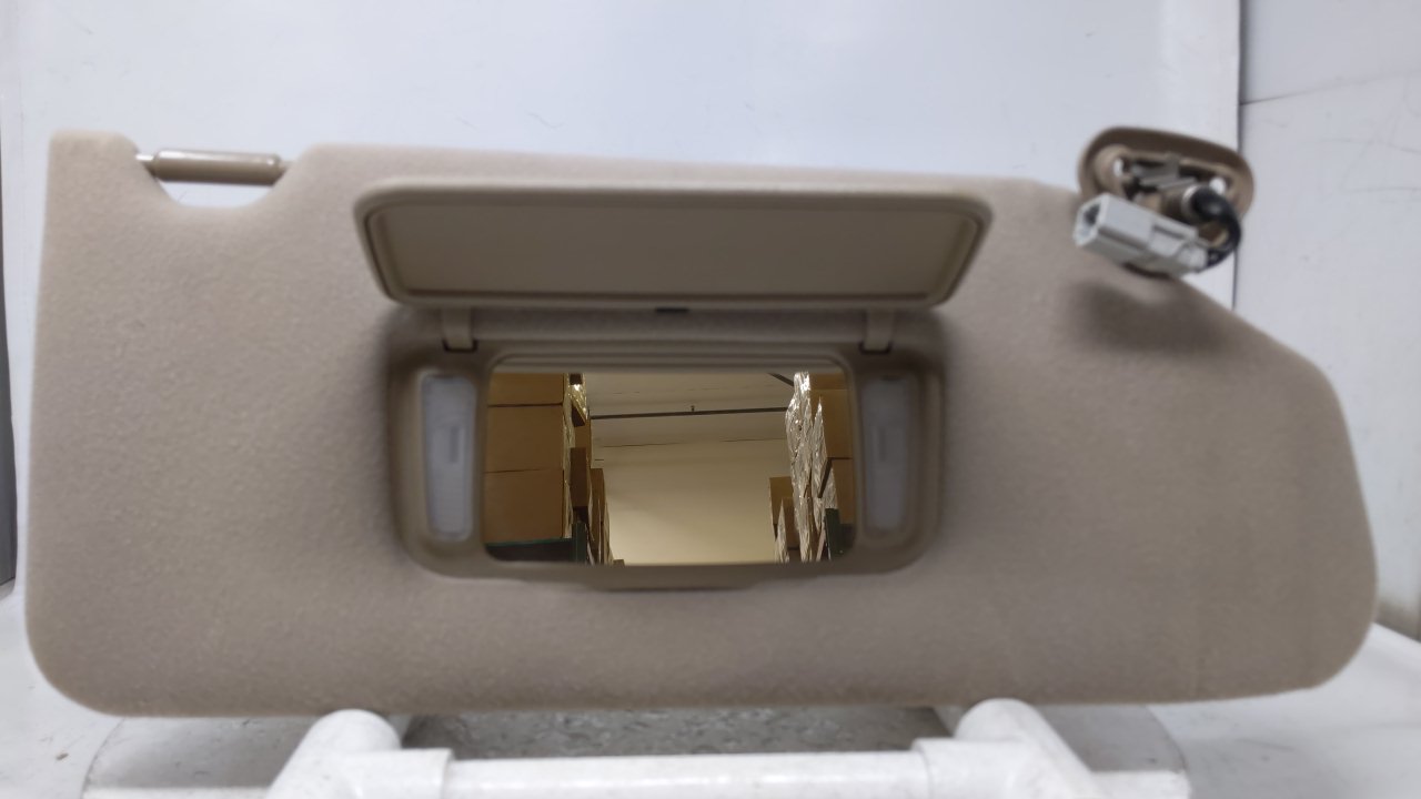 Picture of 1998-2002 Honda Accord Passenger Right Sun Visor Sunvisor Tan 46312