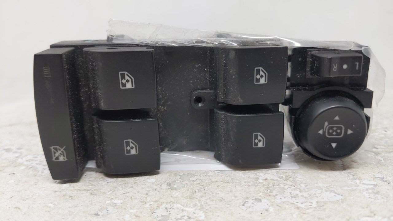 2010-2015 Chevrolet Equinox Driver Left Door Master Power Window Switch 46392 - Oemusedautoparts1.com