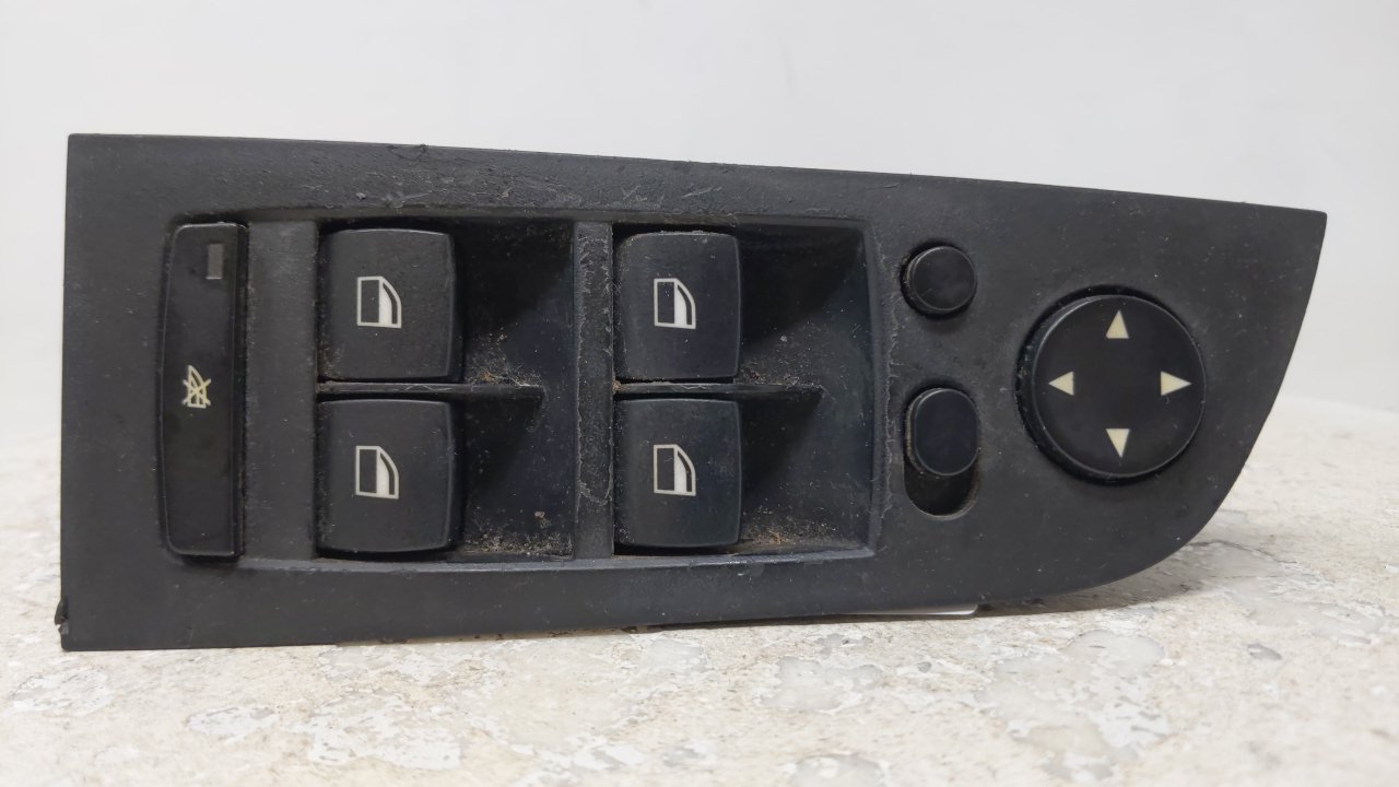 Picture of 2007 Toyota Crown Driver Left Door Master Power Window Switch 46402