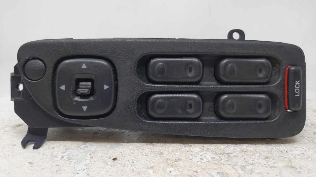 Picture of 1995 Saab 95 Driver Left Door Master Power Window Switch 46647