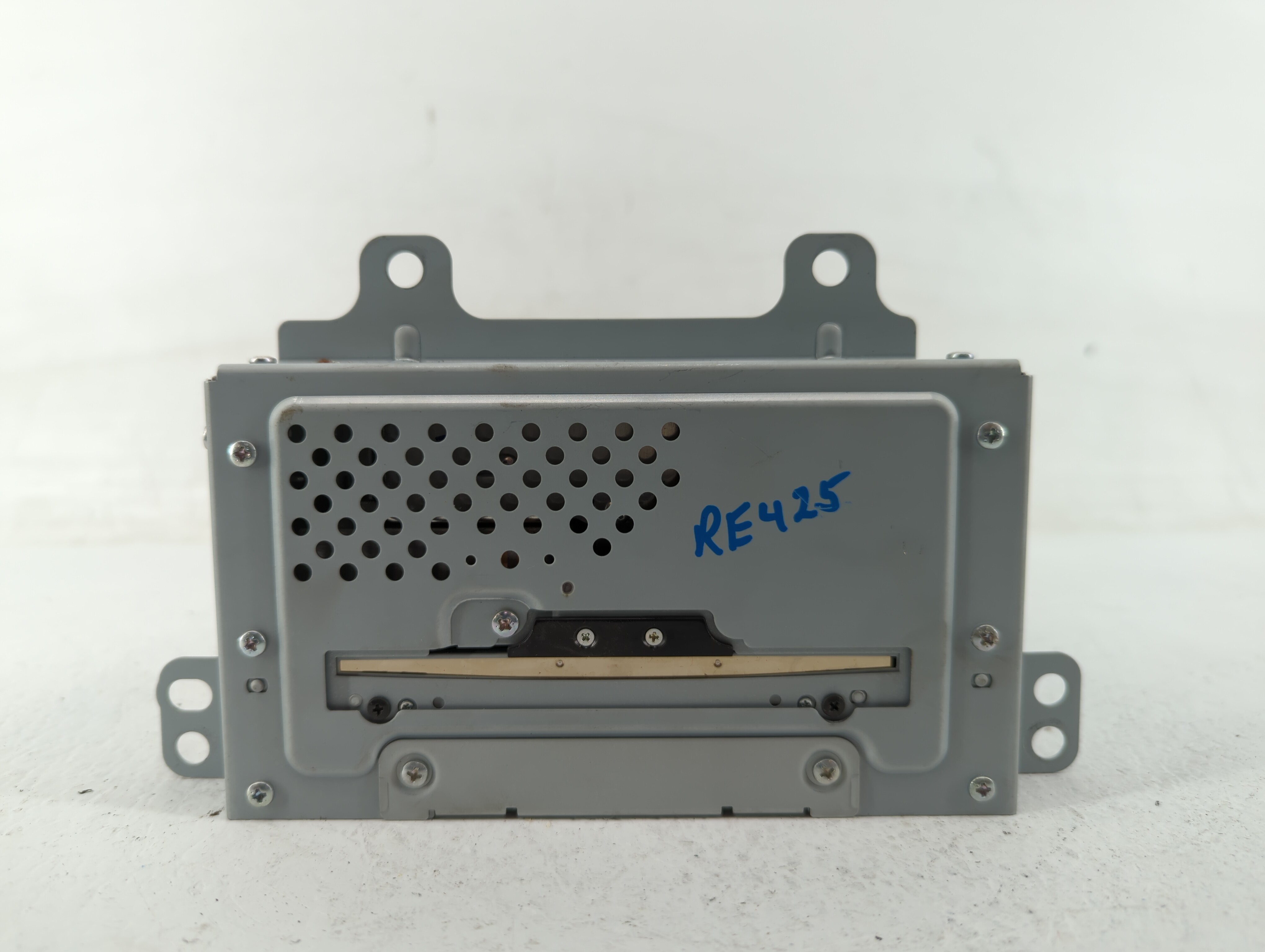 Picture of 2010-2010 Buick Lacrosse Am Fm Cd Player Radio Receiver 467186