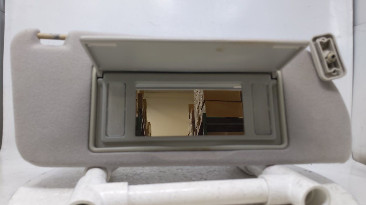 1997-2000 Cadillac Catera Passenger Right Sun Visor Sunvisor Tan 46761 - Oemusedautoparts1.com