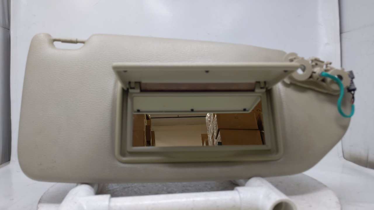 2001 Volvo S60 Passenger Sun Visor Mirror Right Sunvisor Tan 46783 - Oemusedautoparts1.com
