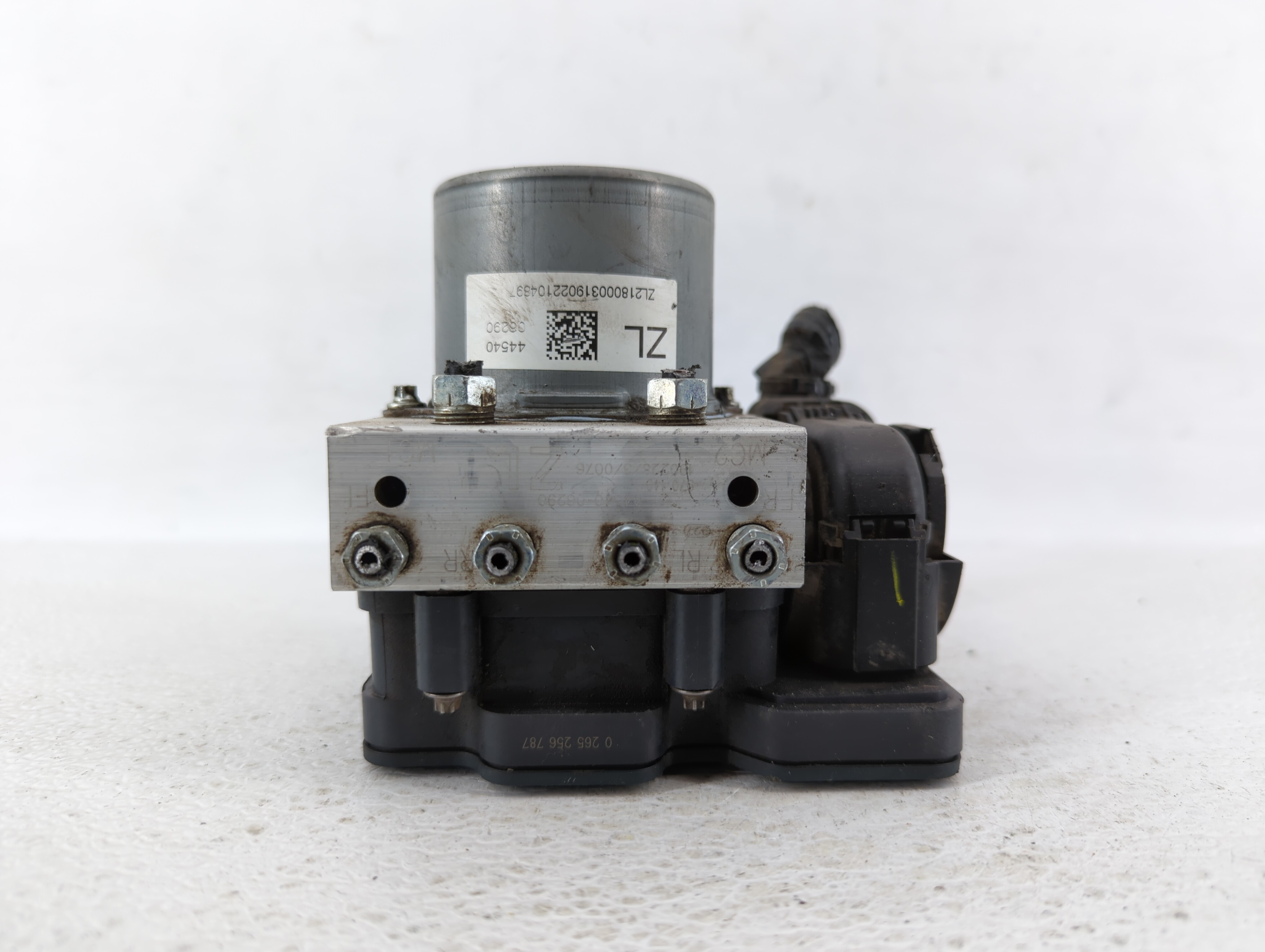 Picture of 2018-2020 Toyota Camry Abs Pump Control Module 468877