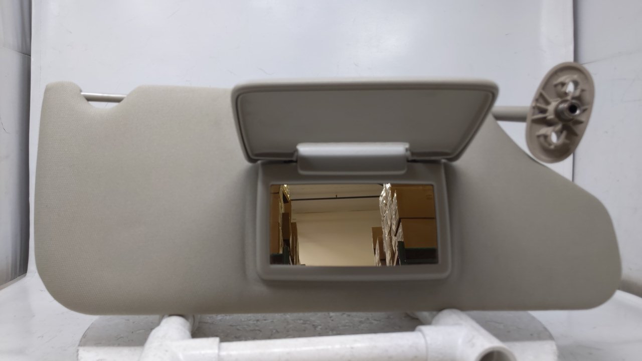 2005-2010 Jeep Cherokee Passenger Right Sun Visor Sunvisor Gray 47035 - Oemusedautoparts1.com