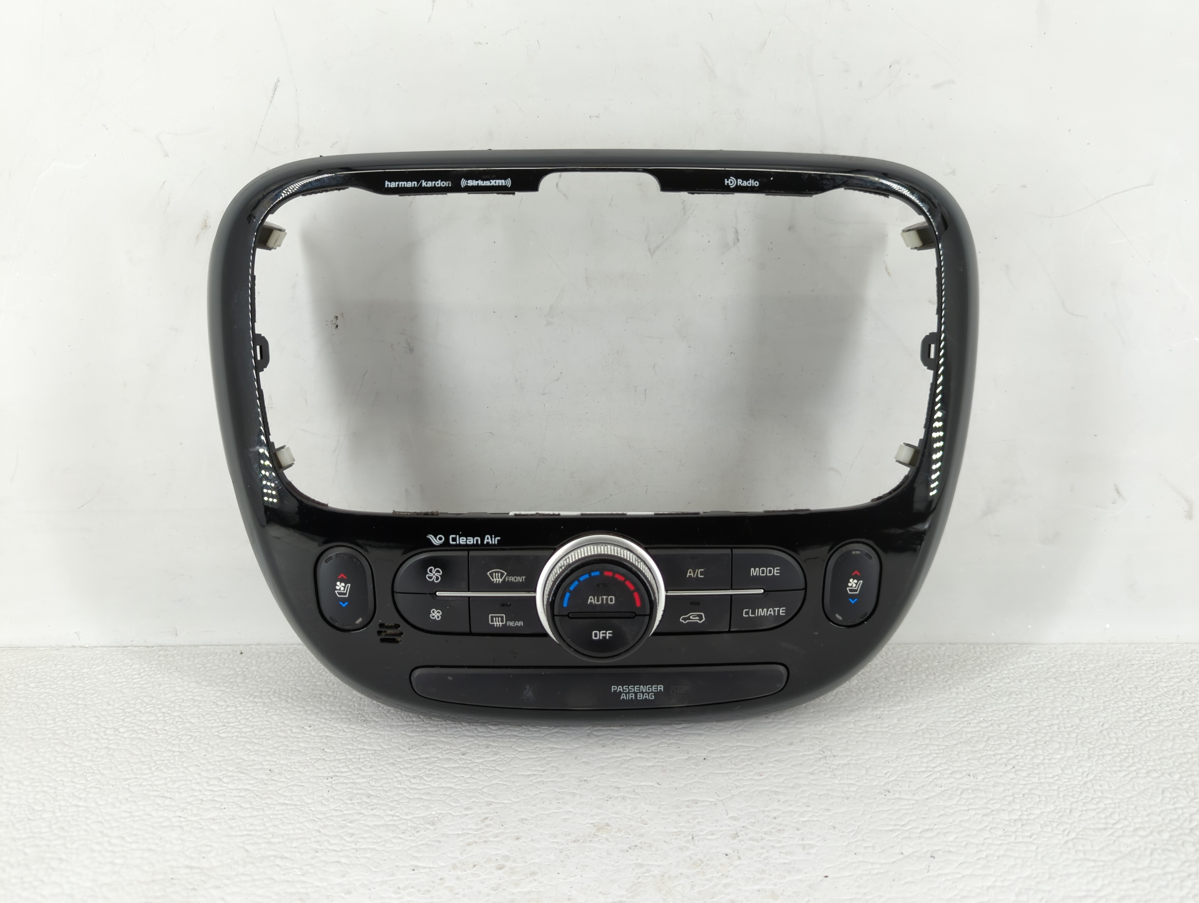 Picture of 2017-2019 Kia Soul Ac Heater Climate Control 97250-b2gs1ca|97250-b2gr1ca 470746