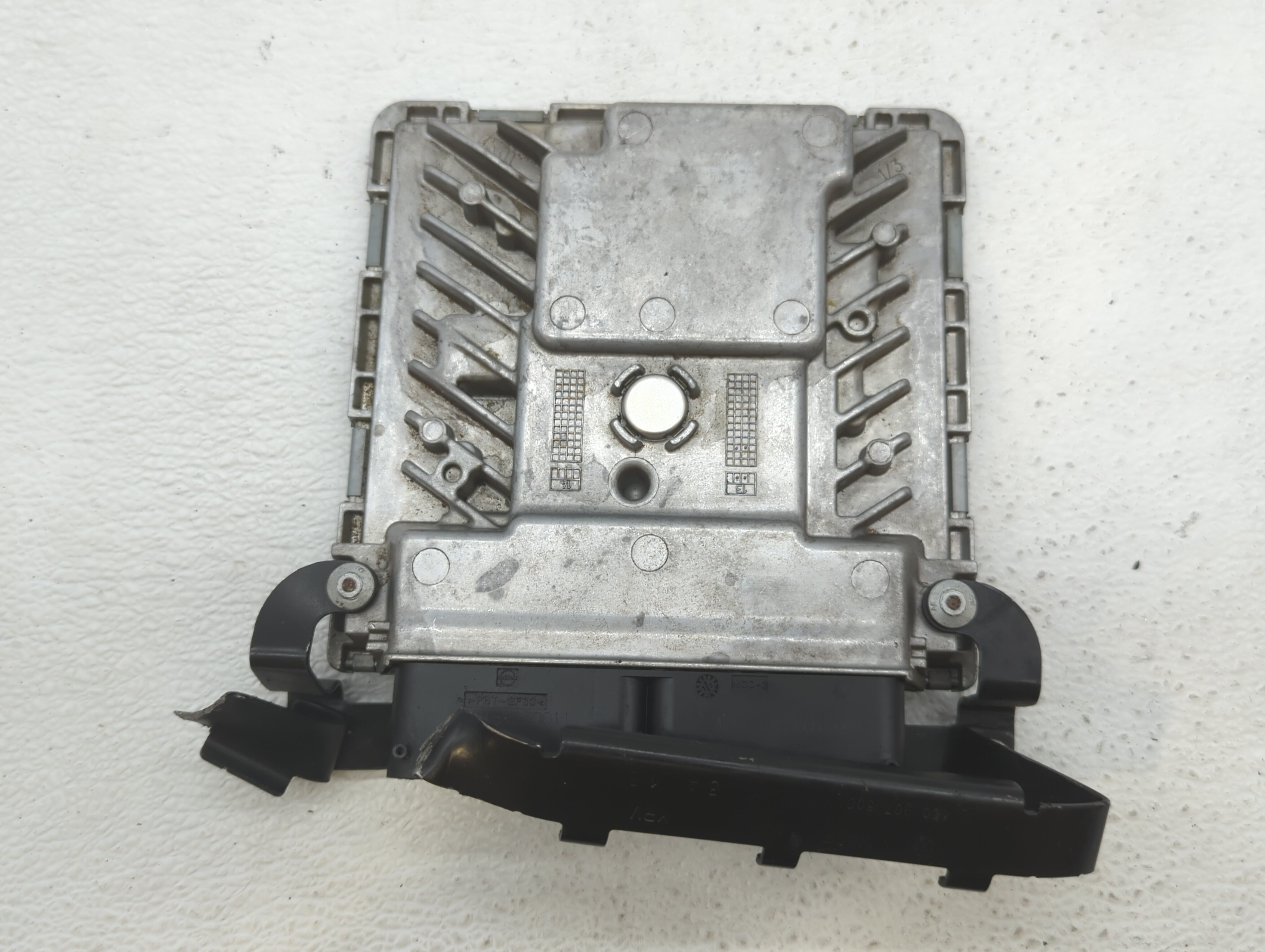 2014-2014 Volkswagen Passat Engine Computer Ecu Pcm Ecm Pcu Oem 470909 - Oemusedautoparts1.com