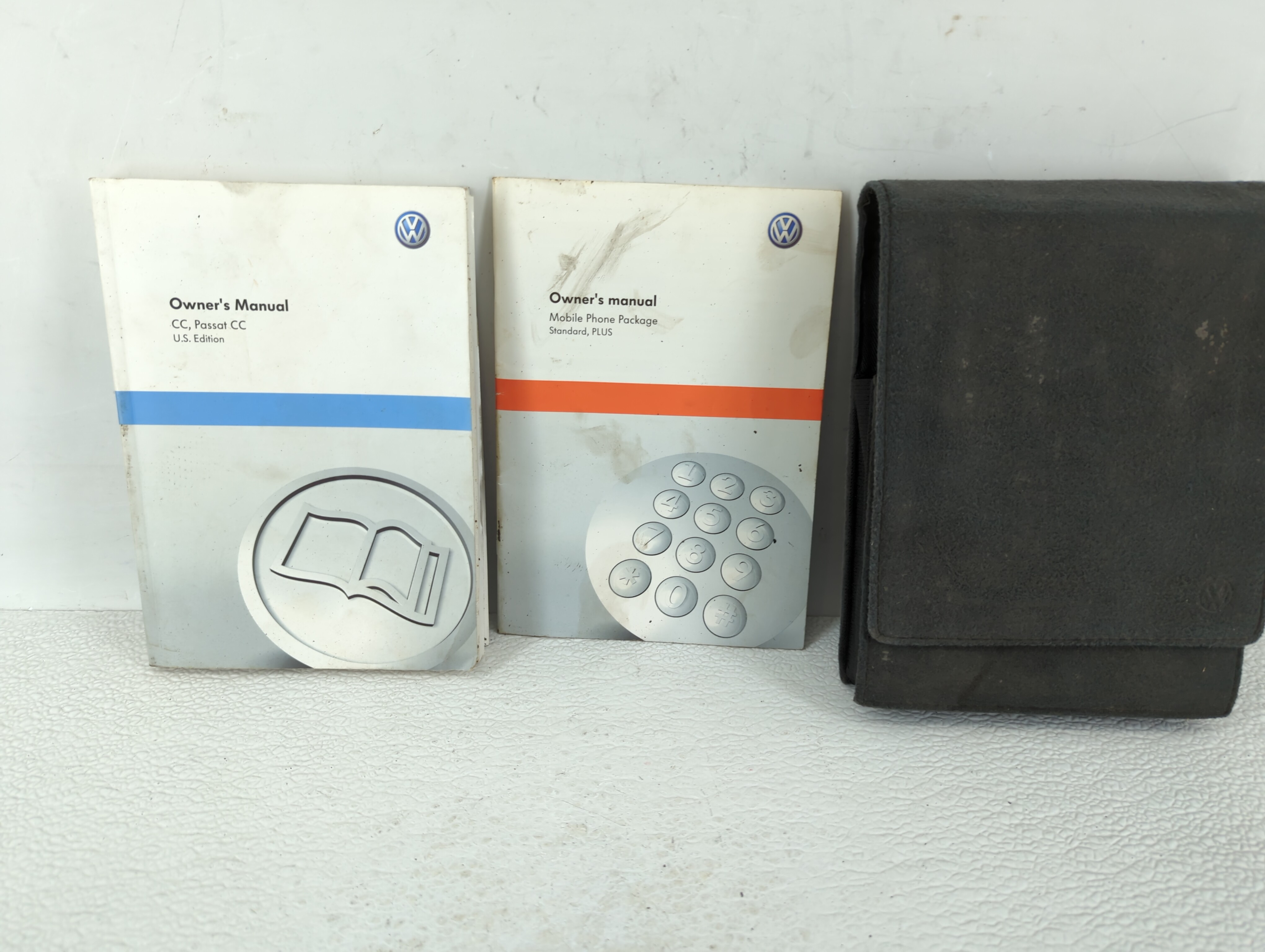 Picture of 2010 Volkswagen Passat Owners Manual Book Guide 471893