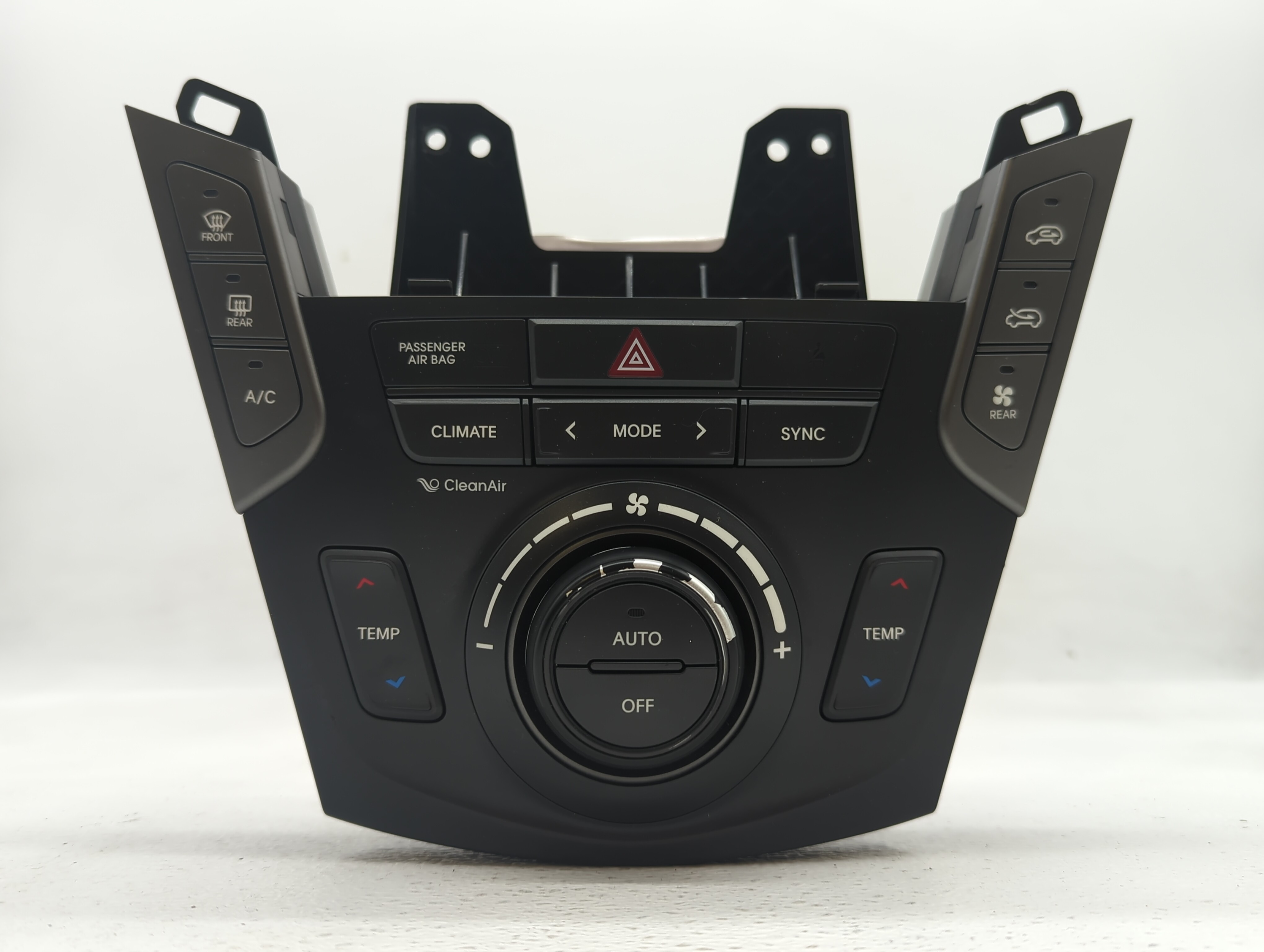 Hyundai Santa Fe Xl Ac Heater Climate Control Temperature Oem 472830 - Oemusedautoparts1.com