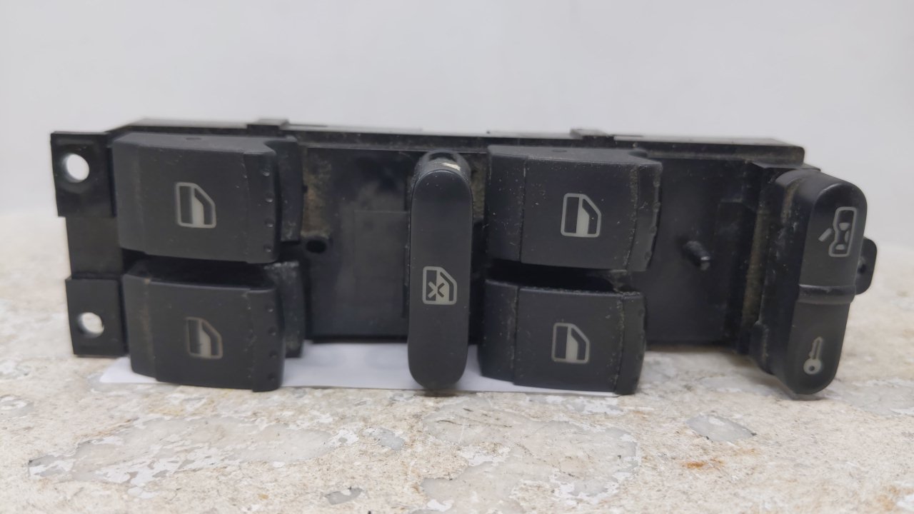 2000-2007 Volkswagen Golf Driver Left Door Master Power Window Switch 47290 - Oemusedautoparts1.com