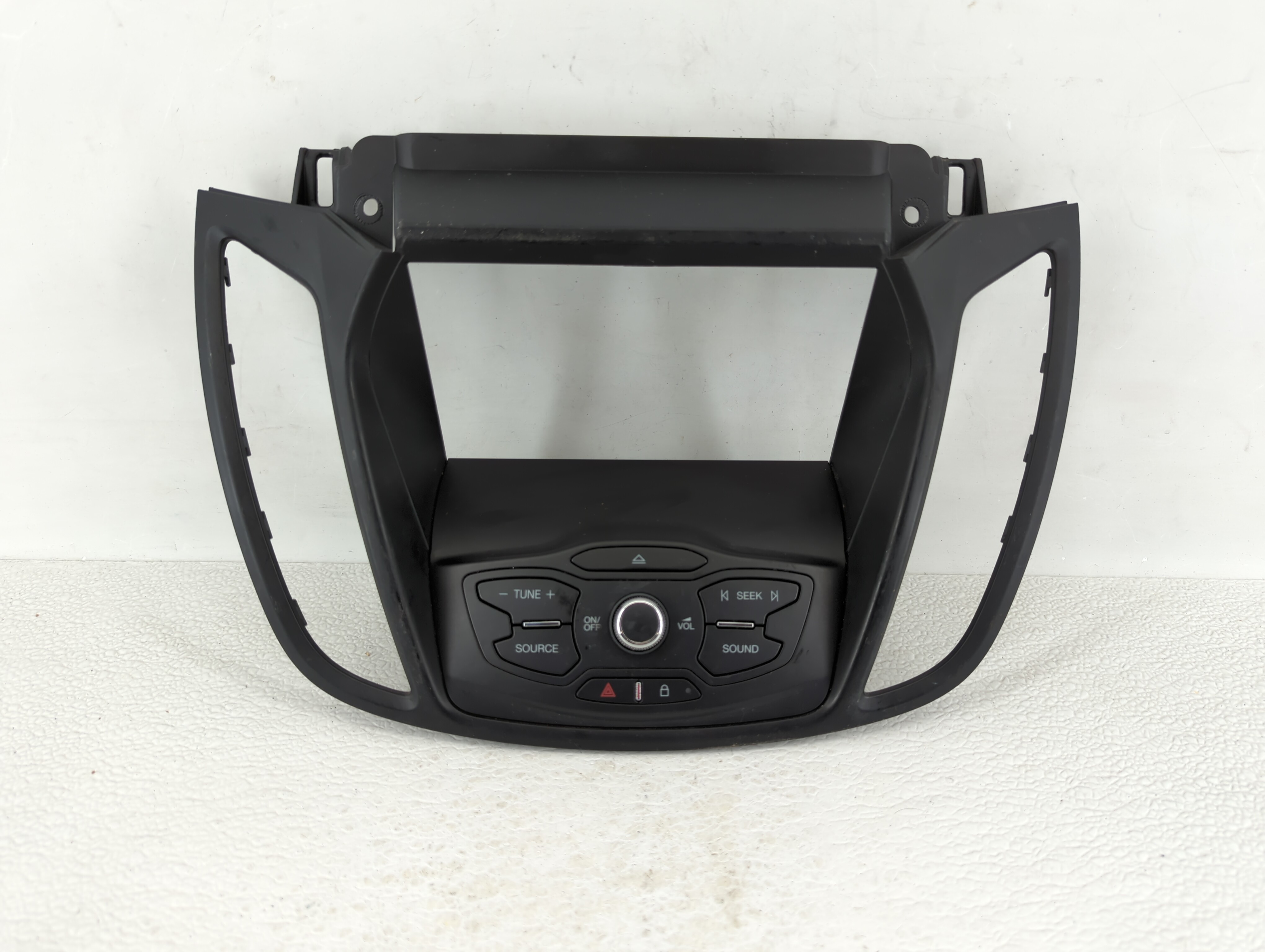 Picture of 2014 Ford Escape Radio Control Panel 473279