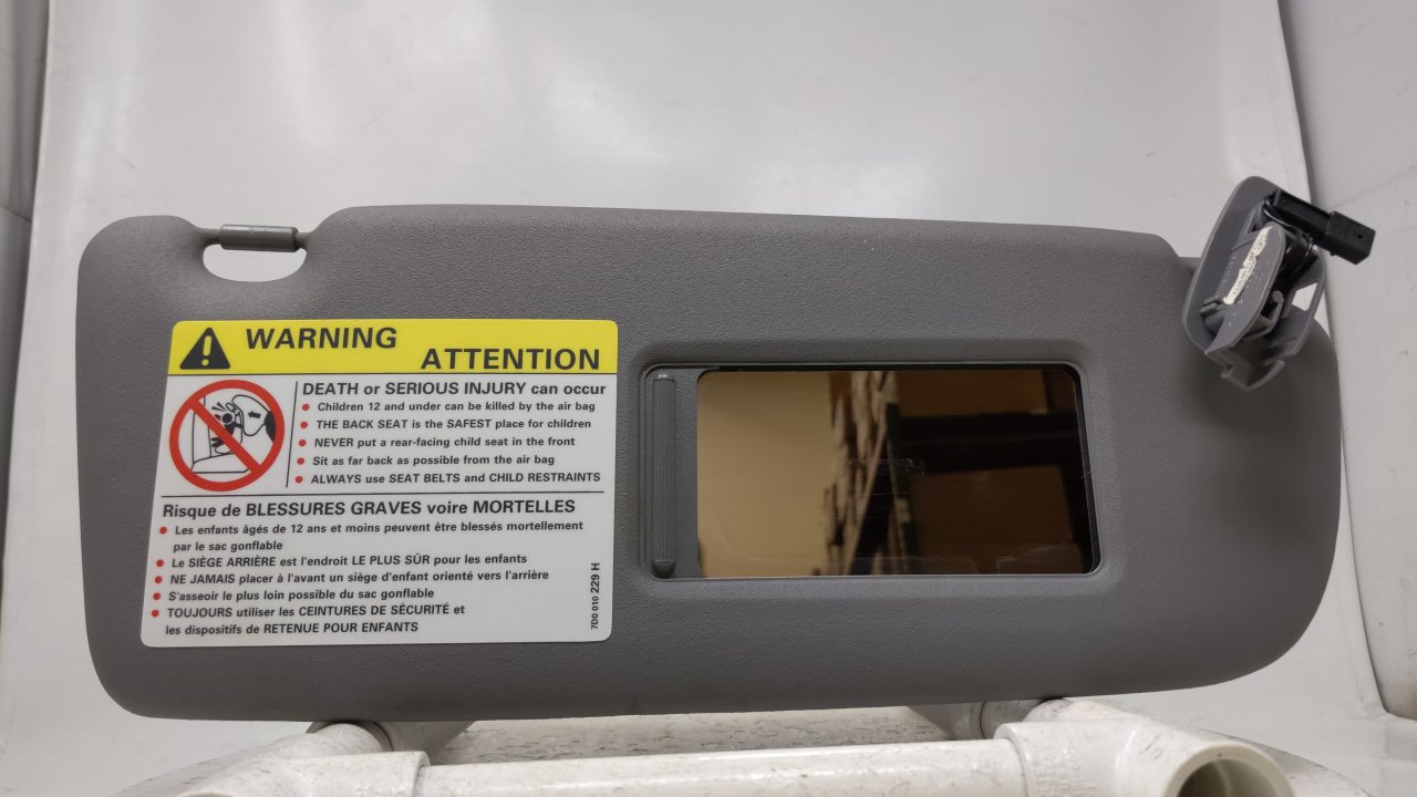 1998 Audi A4 Passenger Right Sun Visor Sunvisor Gray 47405 - Oemusedautoparts1.com